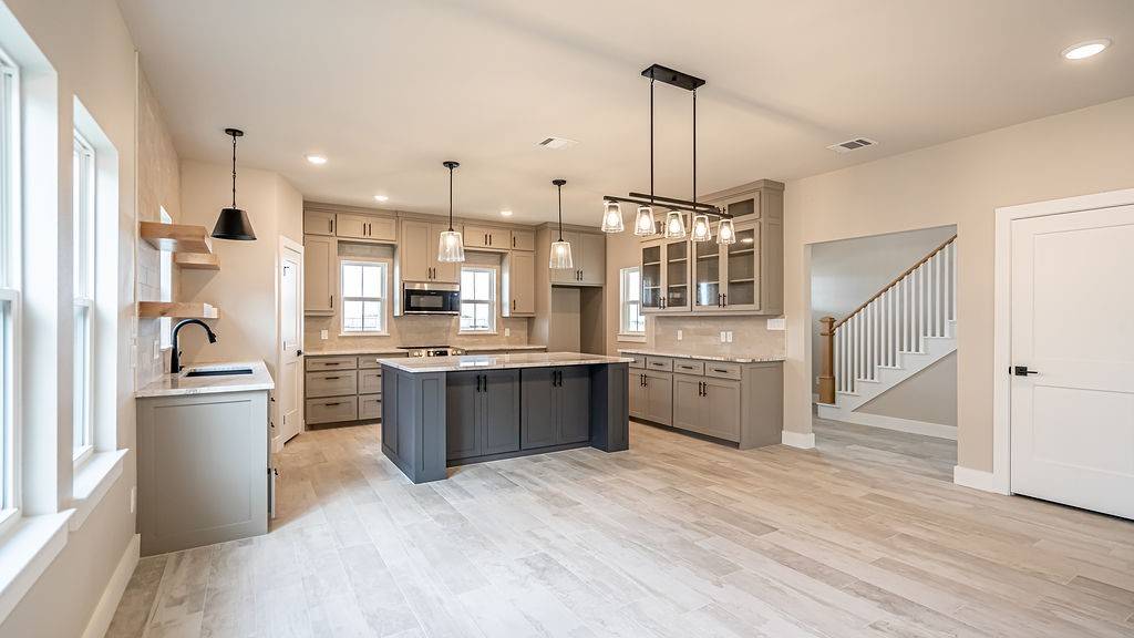 Granbury, TX 76048,2204 Salina CIR