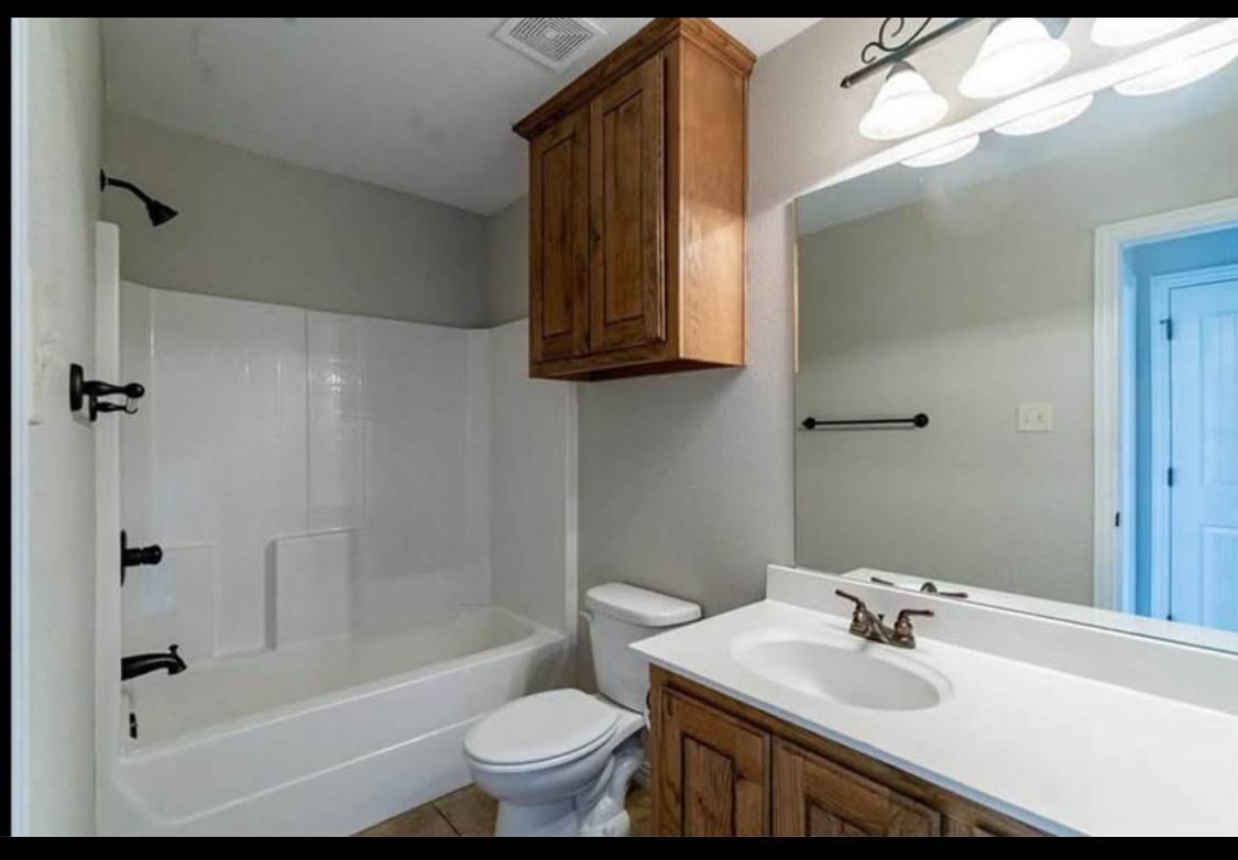 Weatherford, TX 76086,1253 Newcastle DR