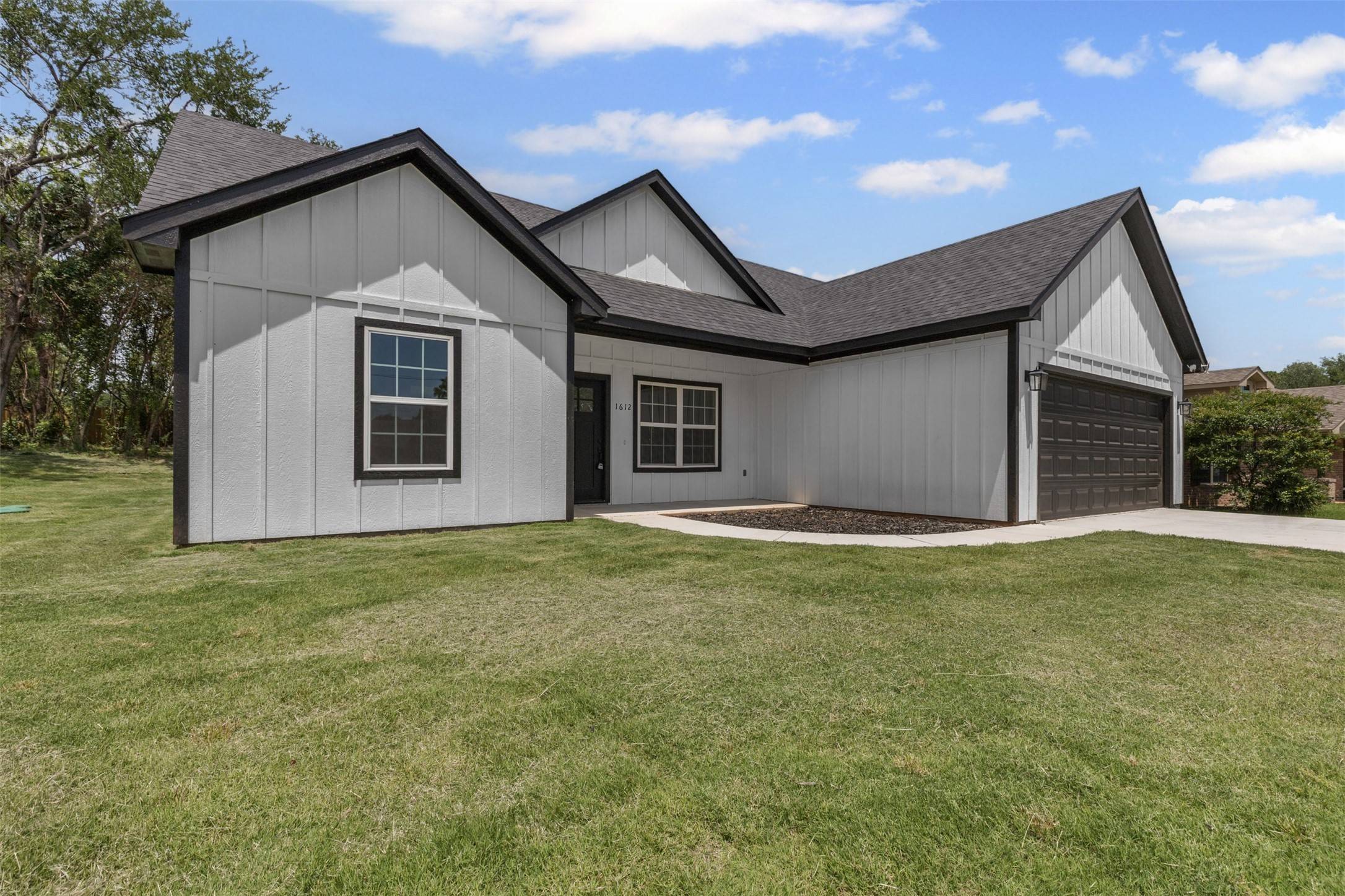 Granbury, TX 76048,1612 Cheyenne TRL