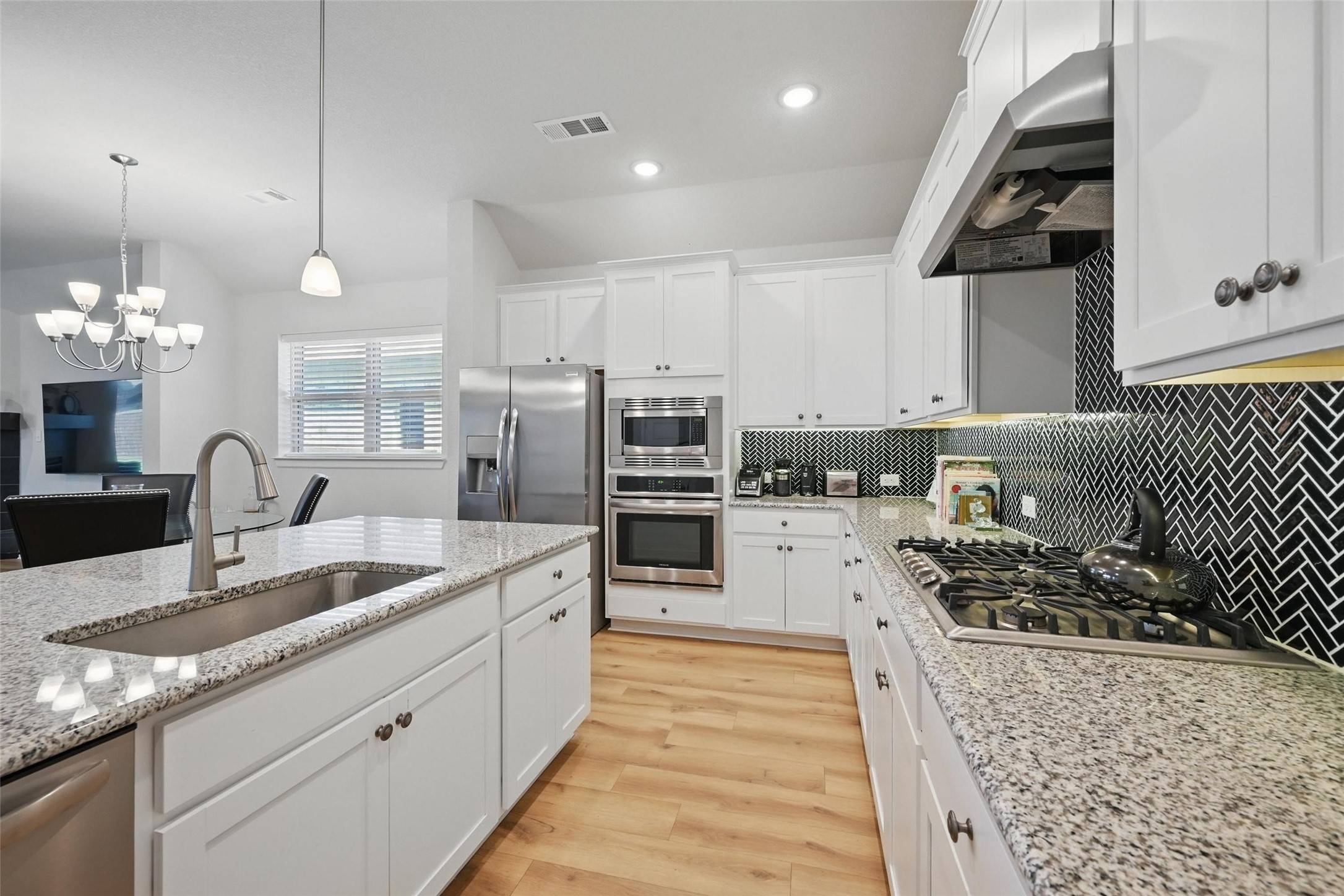 Aubrey, TX 76227,3909 Primrose DR