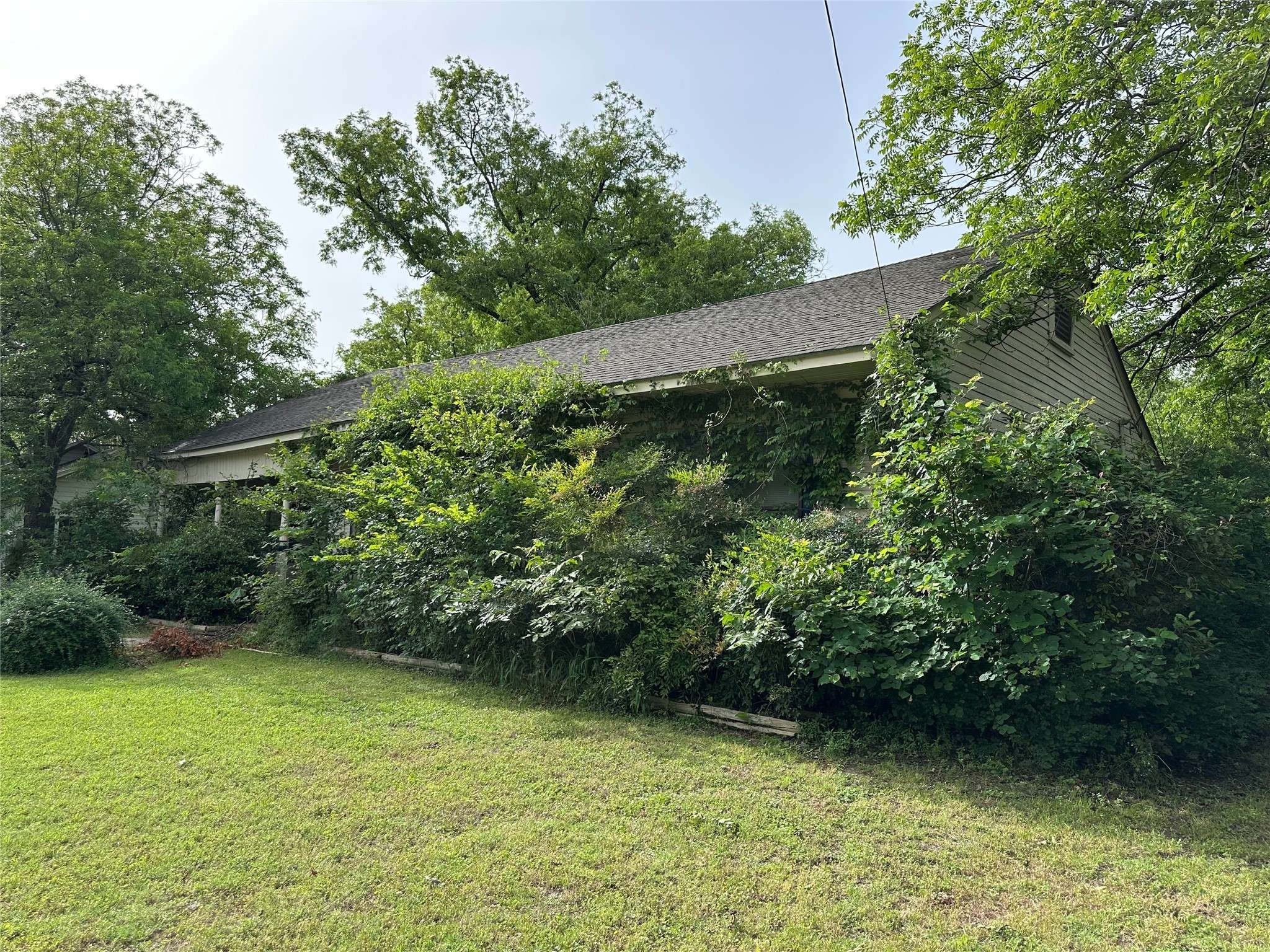 Hillsboro, TX 76645,314 Corsicana ST