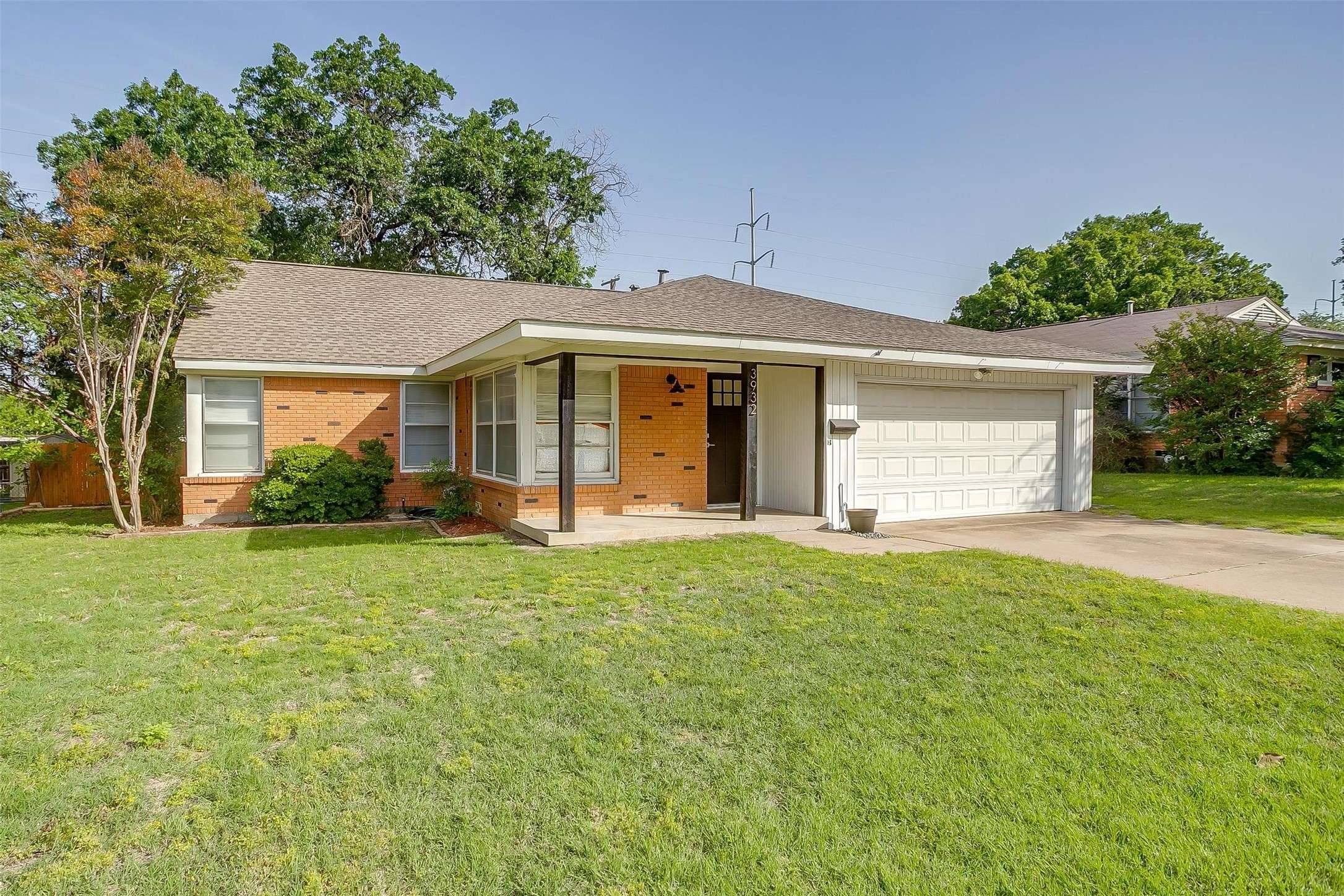 Fort Worth, TX 76133,3932 W Spurgeon