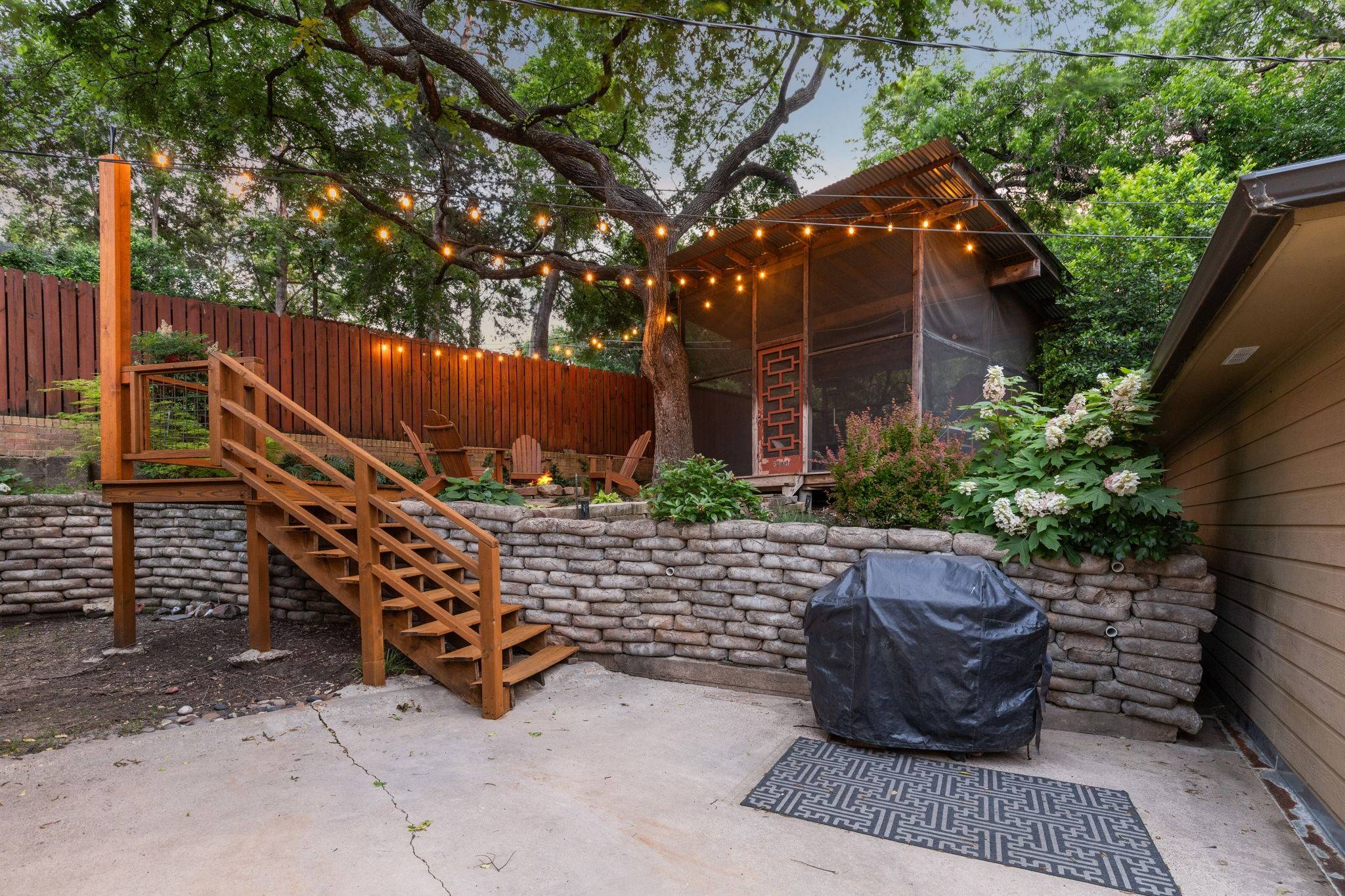 Dallas, TX 75208,1649 Sylvan AVE