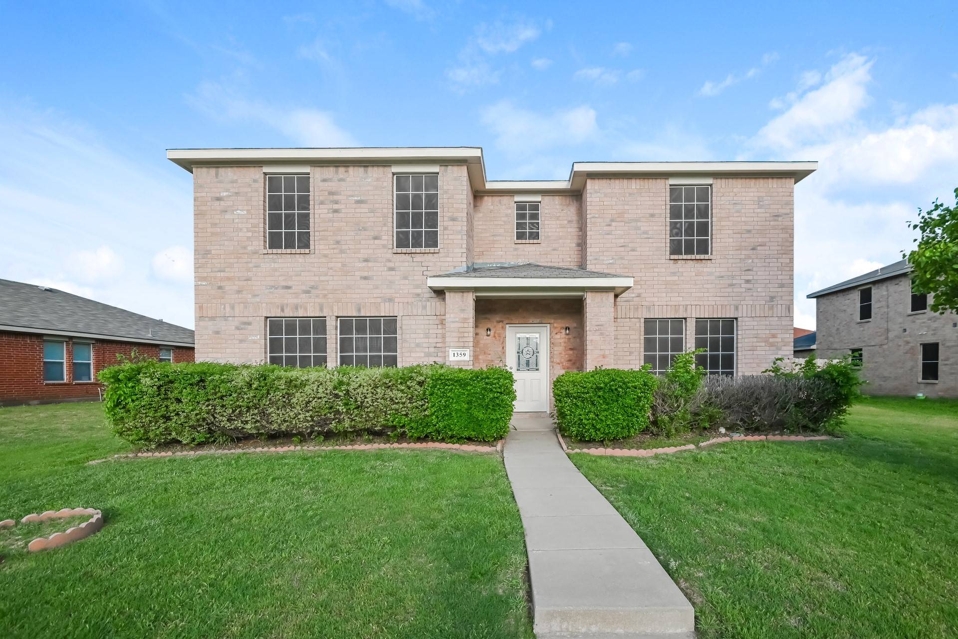 Cedar Hill, TX 75104,1359 White Tail RDG