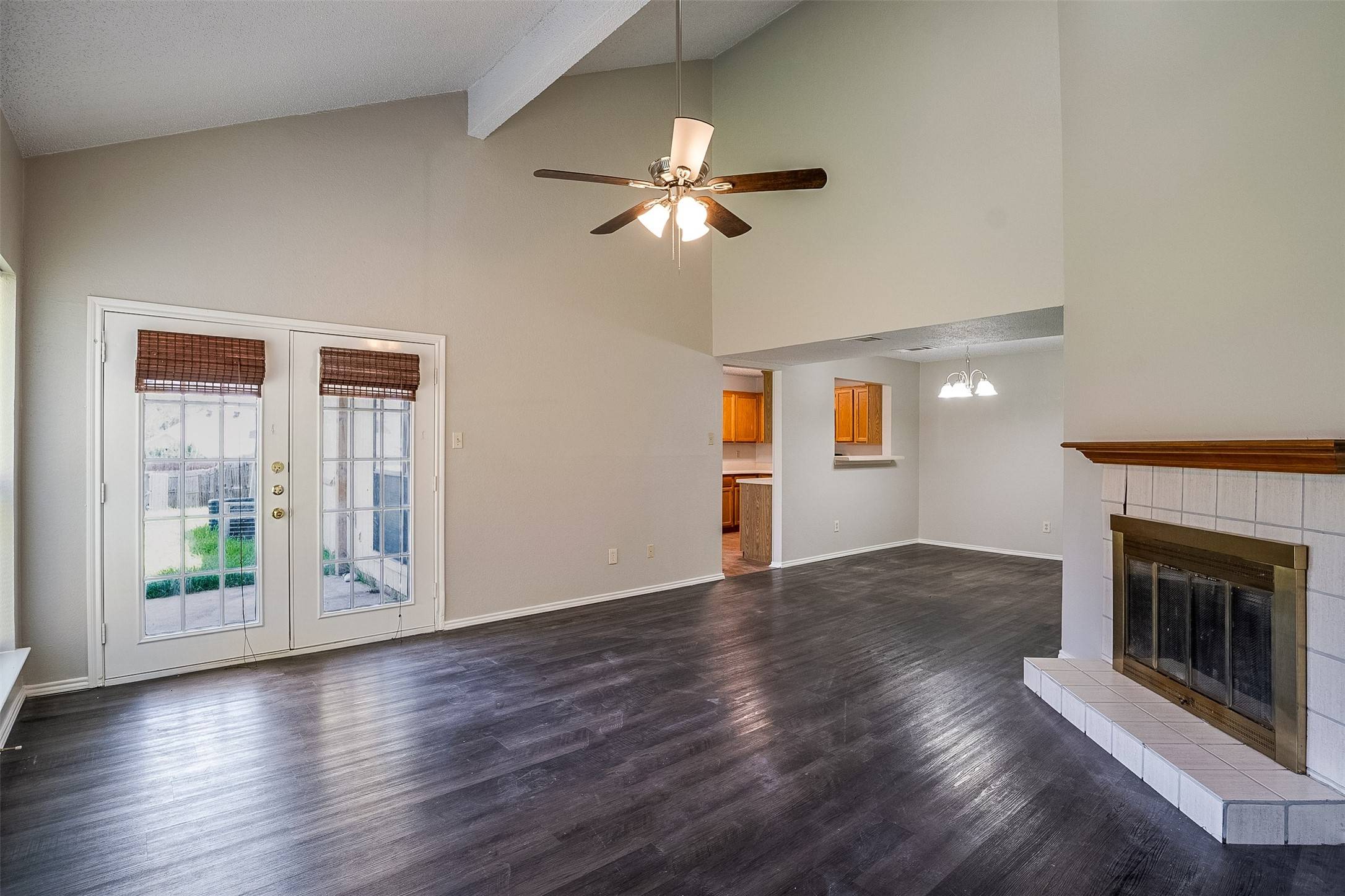 Carrollton, TX 75007,1416 Golden Gate DR