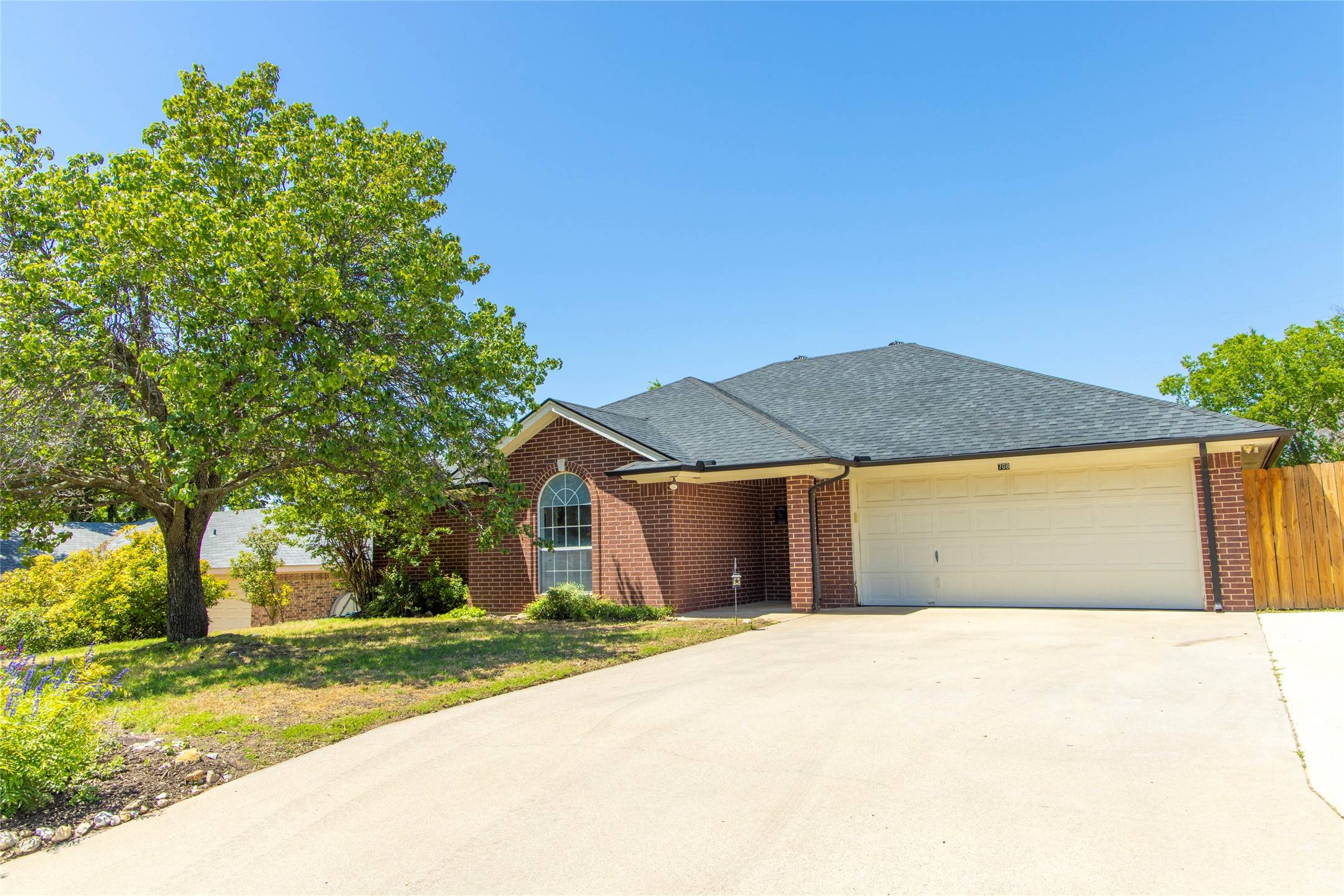 Decatur, TX 76234,708 Parkridge DR