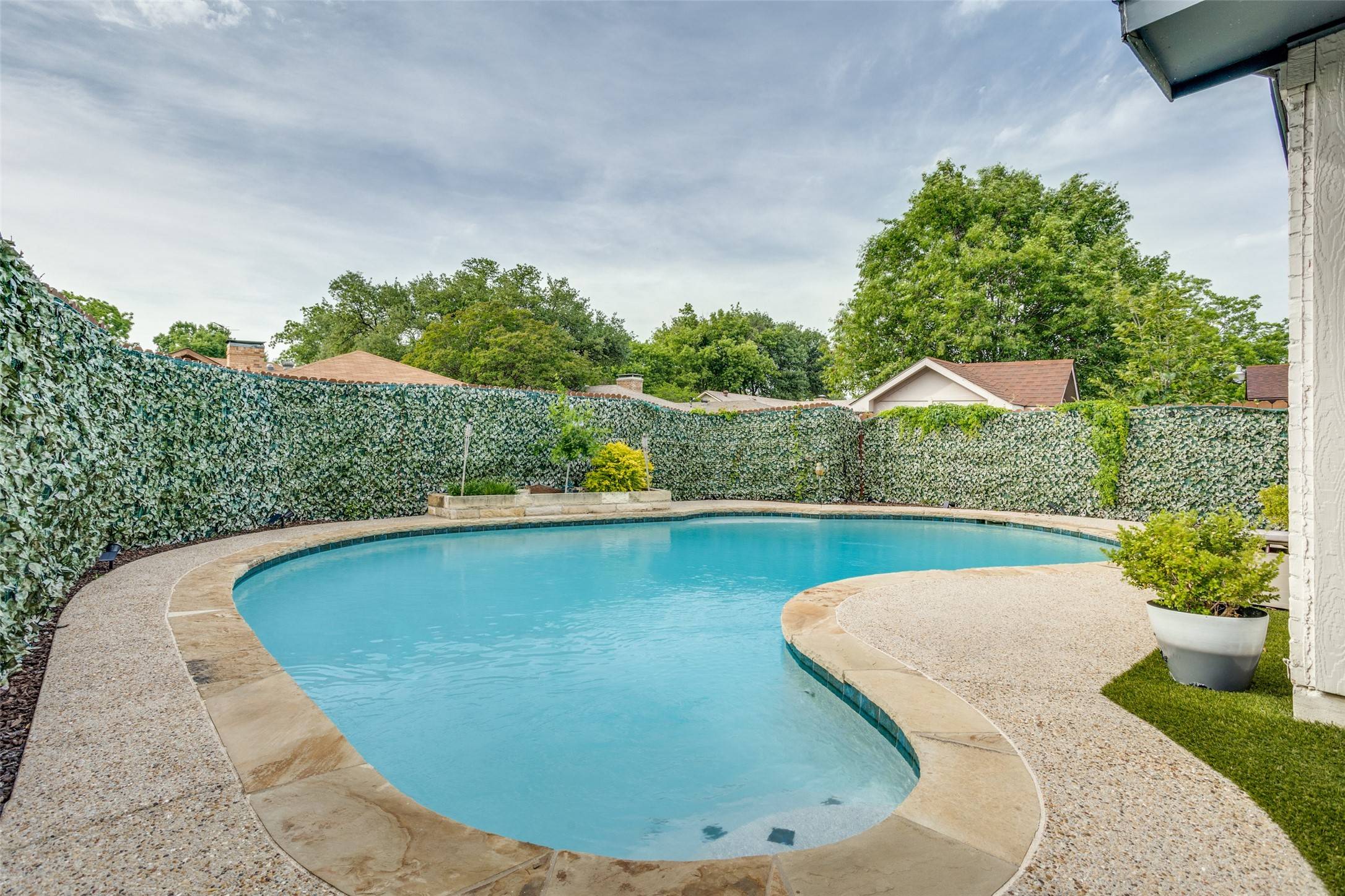 Garland, TX 75043,605 Sevilla DR