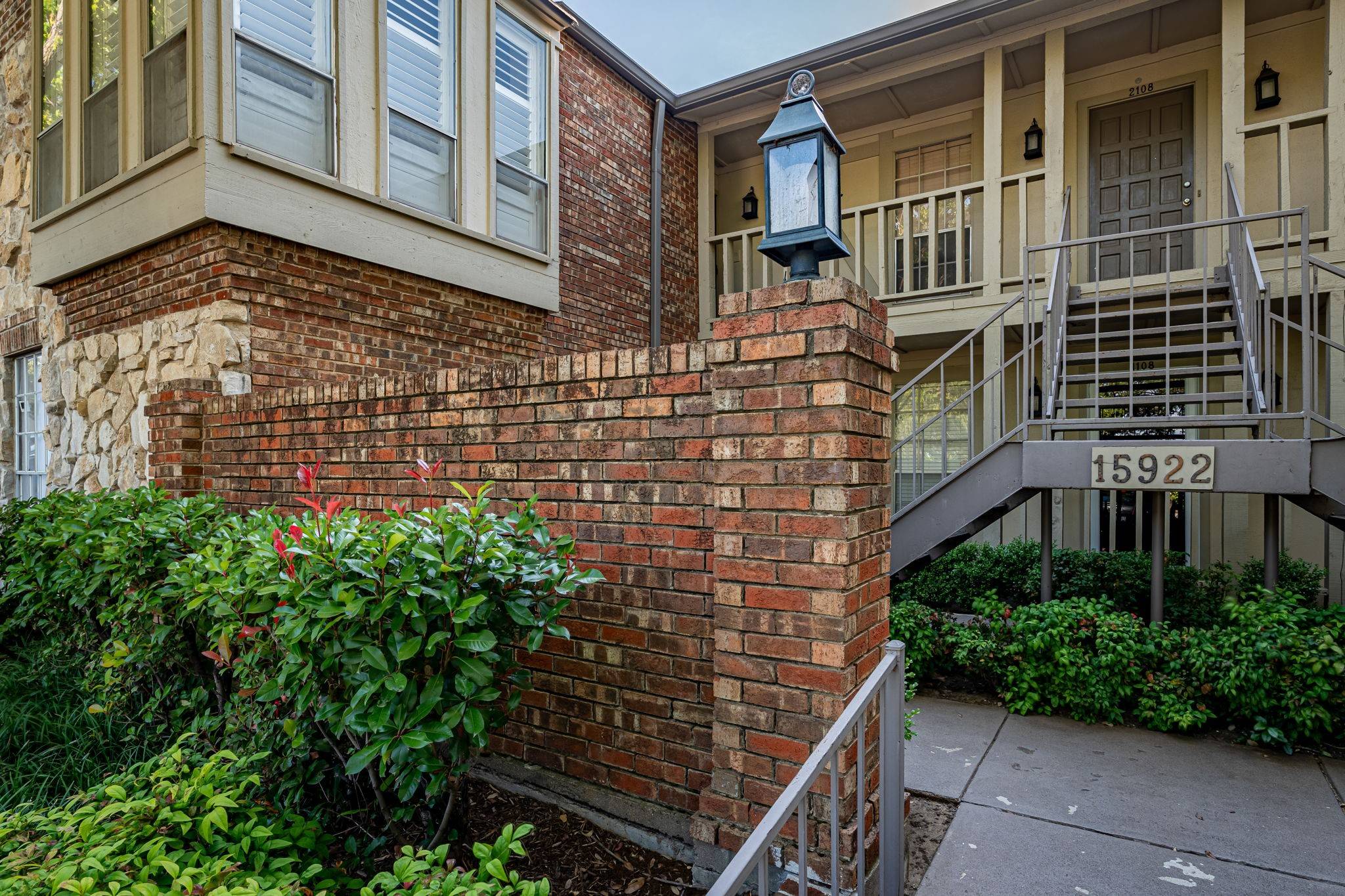Dallas, TX 75248,15922 Club Crest DR #2107