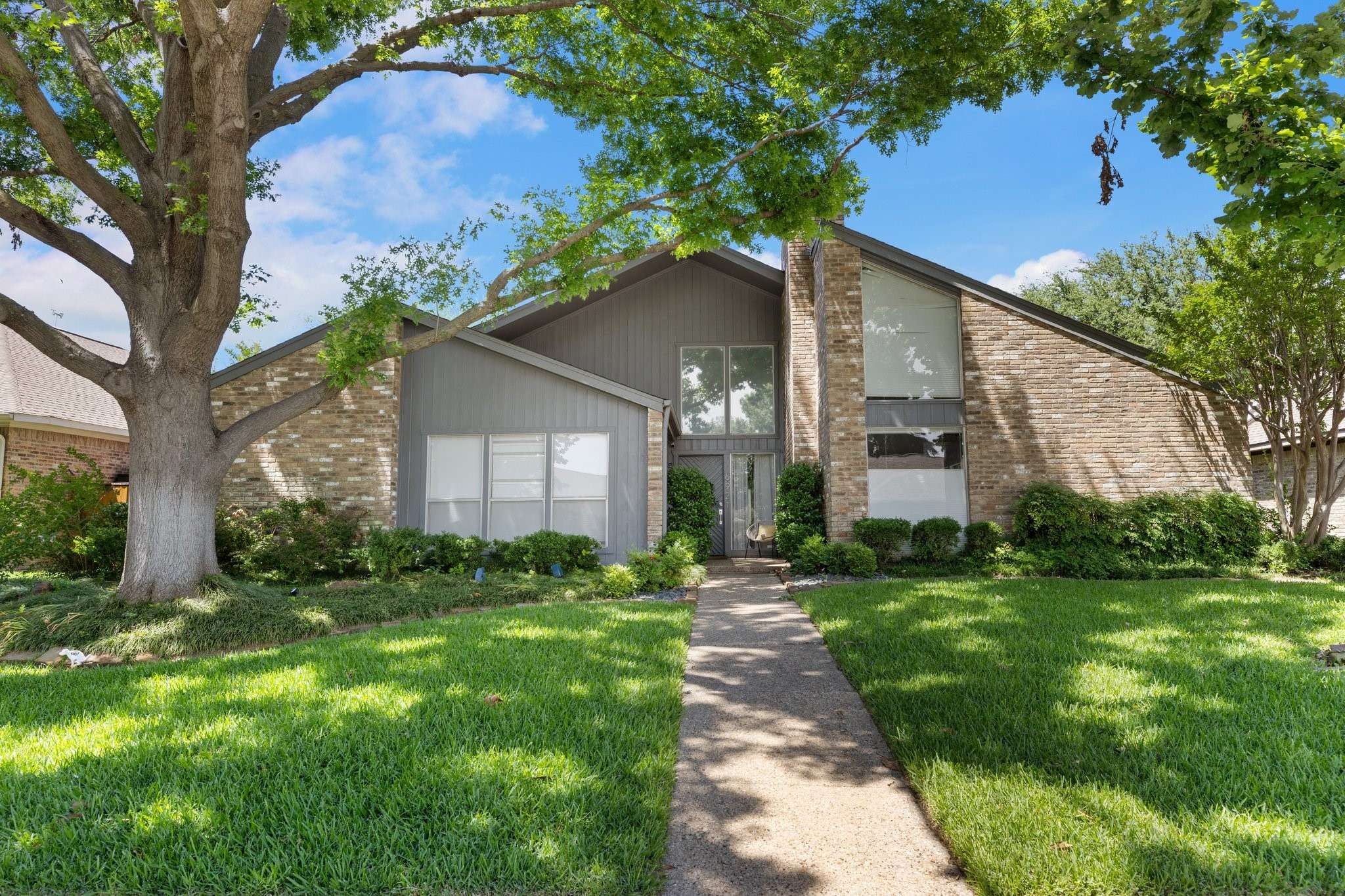 Dallas, TX 75248,6921 Flintcove DR