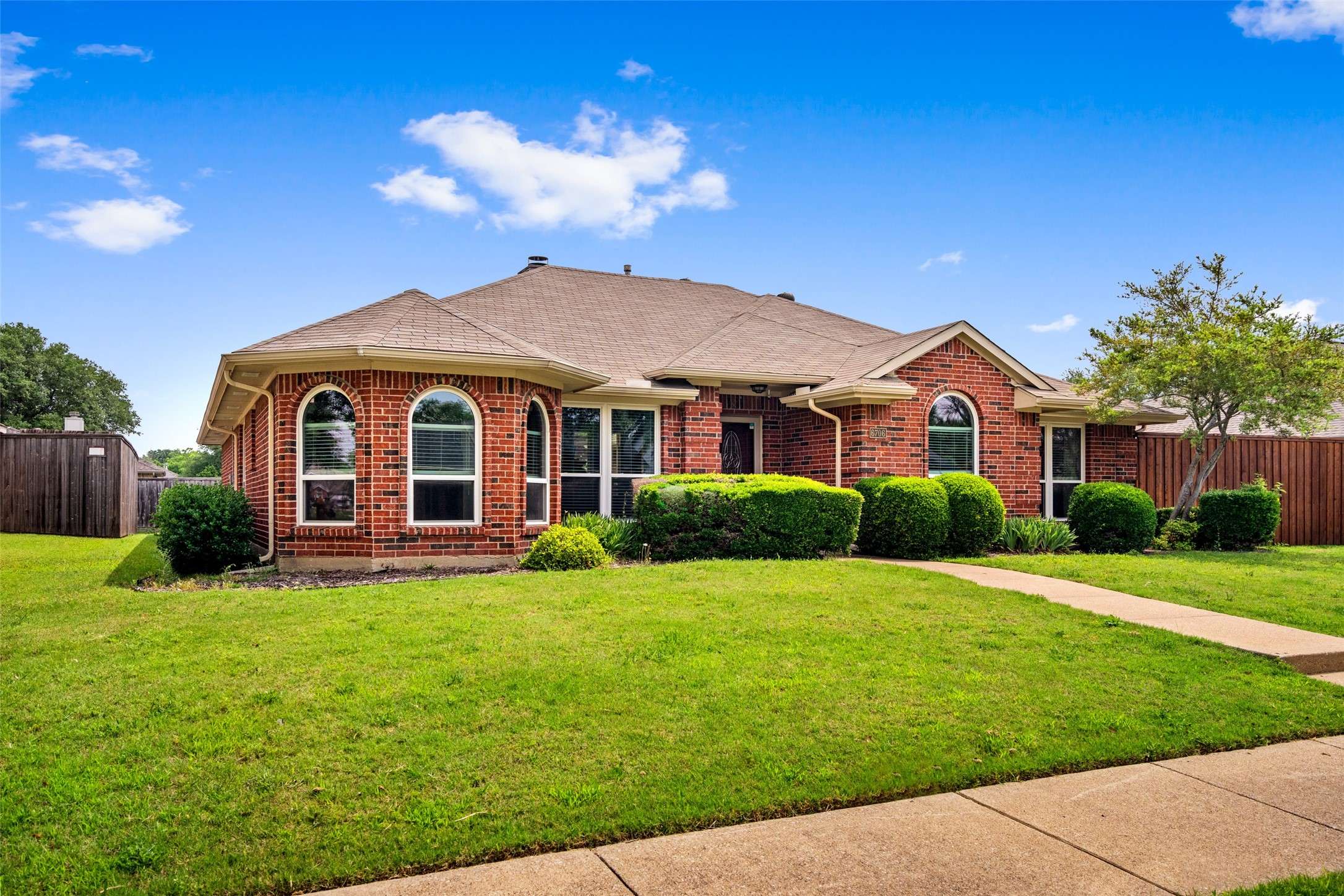 Rowlett, TX 75089,6706 Trumpet DR