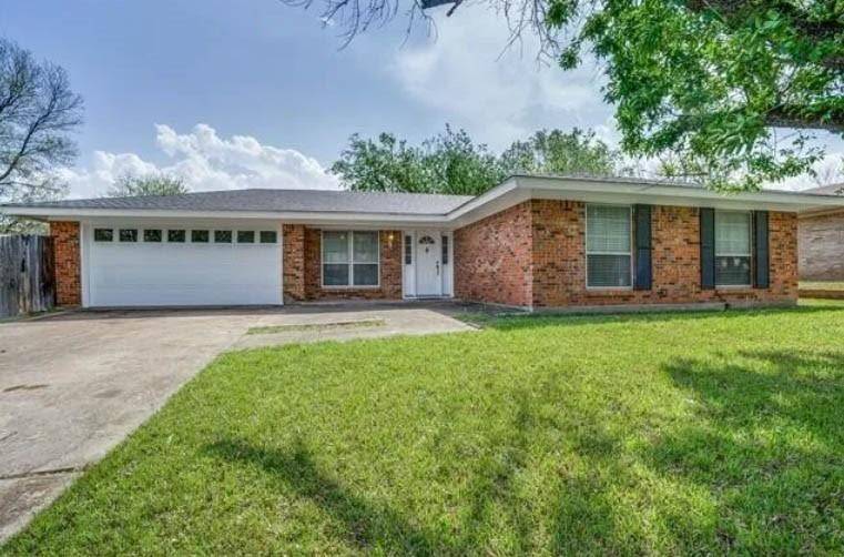 Grand Prairie, TX 75051,1617 Brent CT