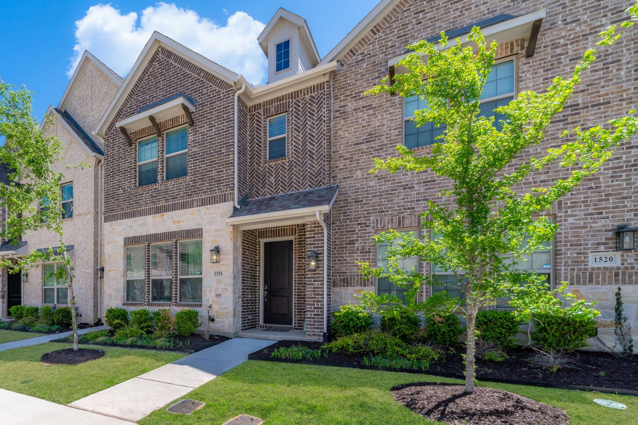 Farmers Branch, TX 75234,1526 Windermere WAY