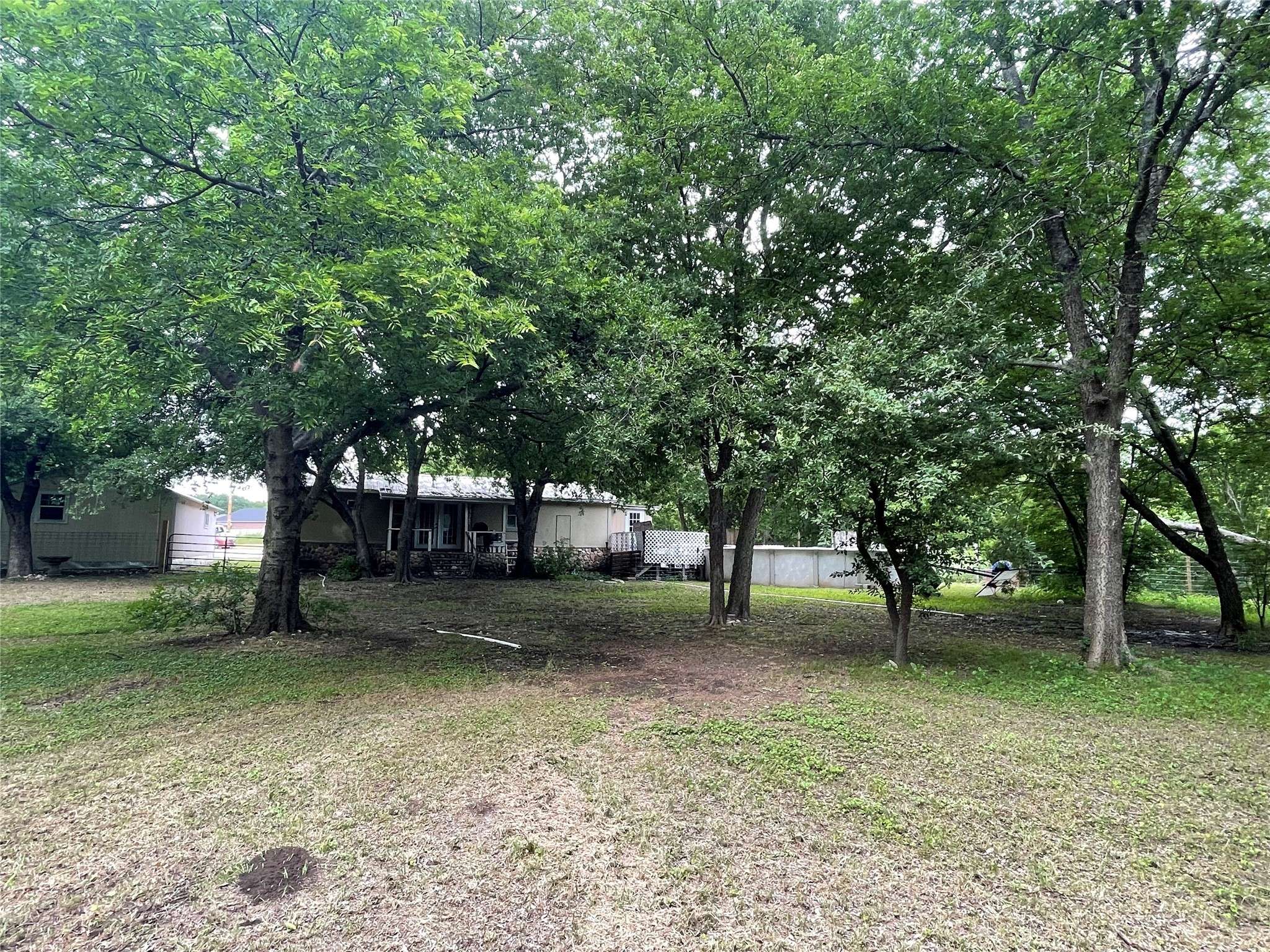Whitney, TX 76692,123 Keaton LN