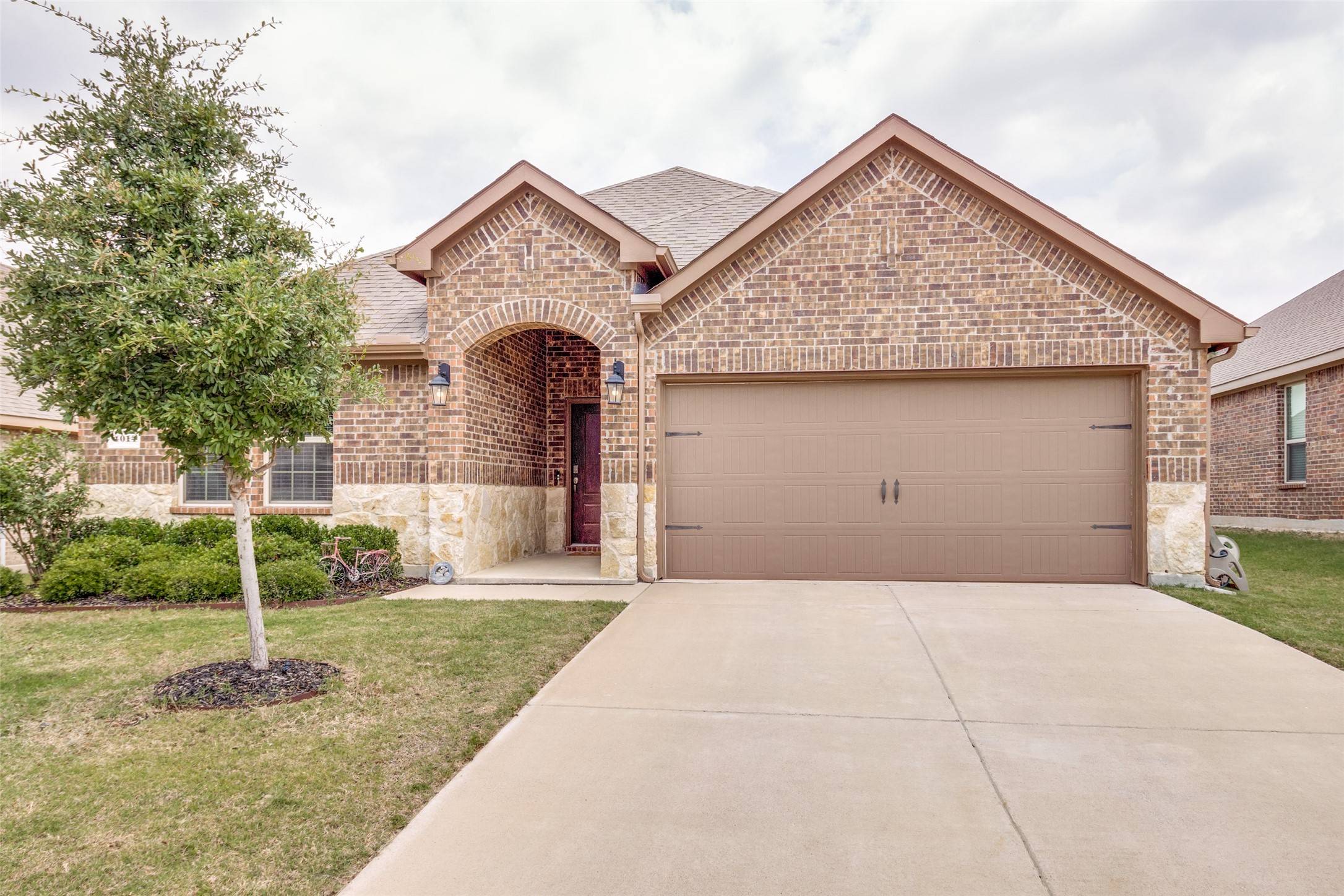 Forney, TX 75126,4014 Poplar DR