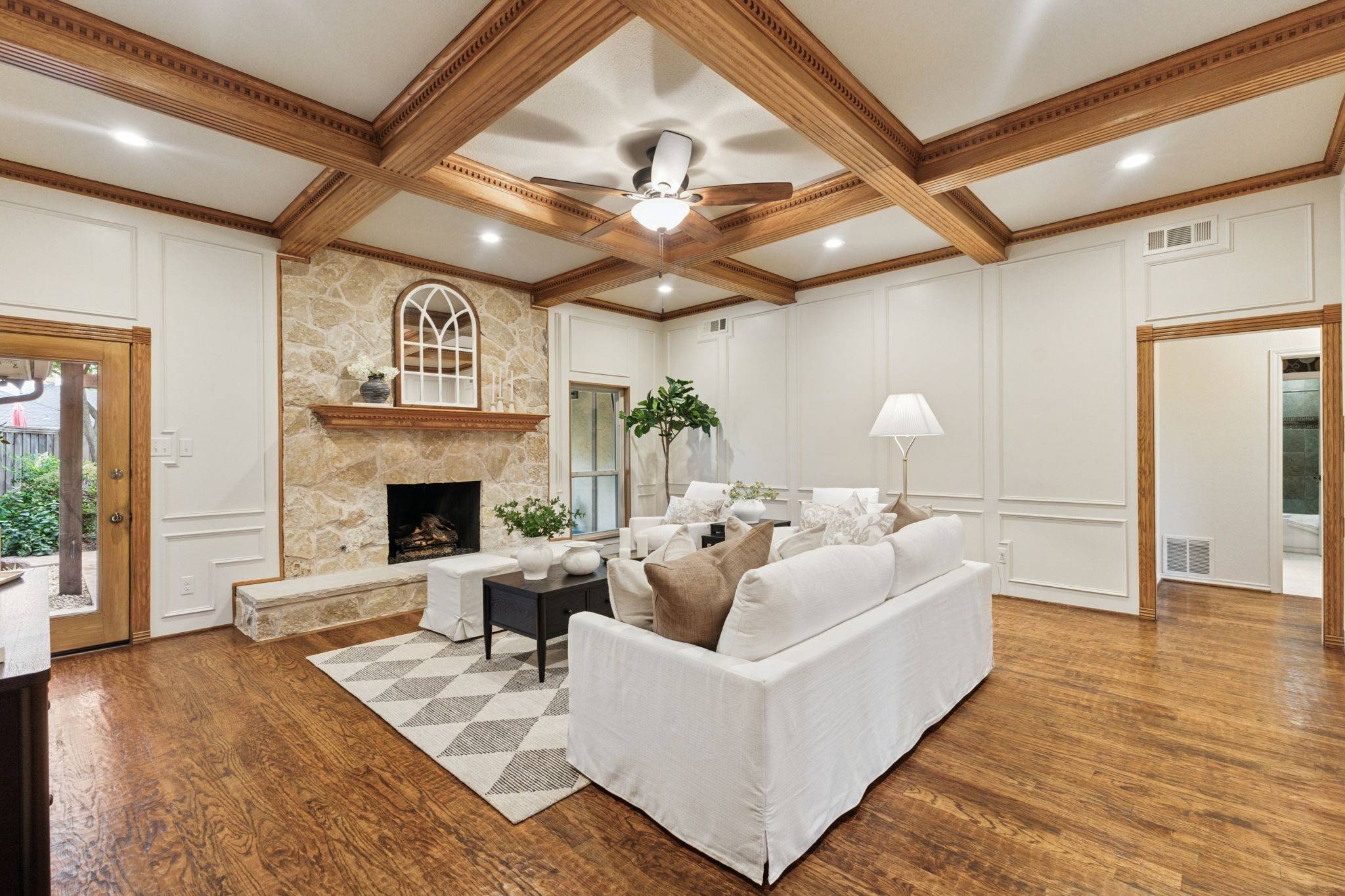 Carrollton, TX 75007,1141 Yorkshire DR