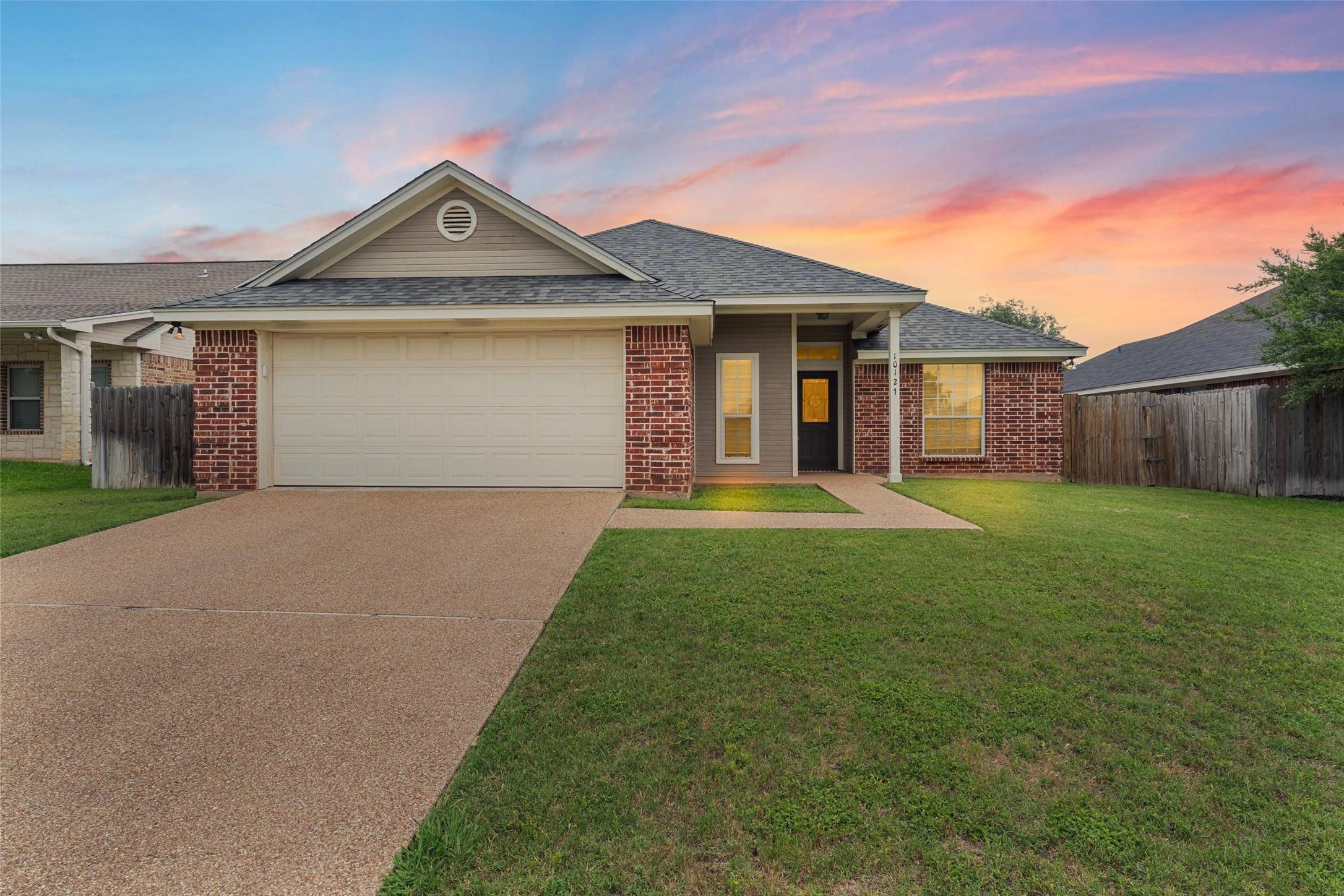 Waco, TX 76708,10121 Salem WAY