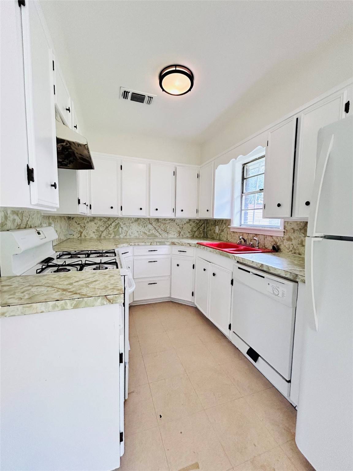 Minden, LA 71055,803 Center ST