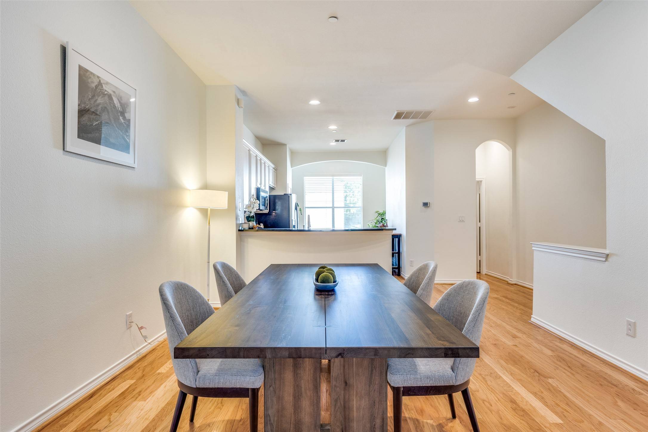Dallas, TX 75219,4315 Holland AVE #19