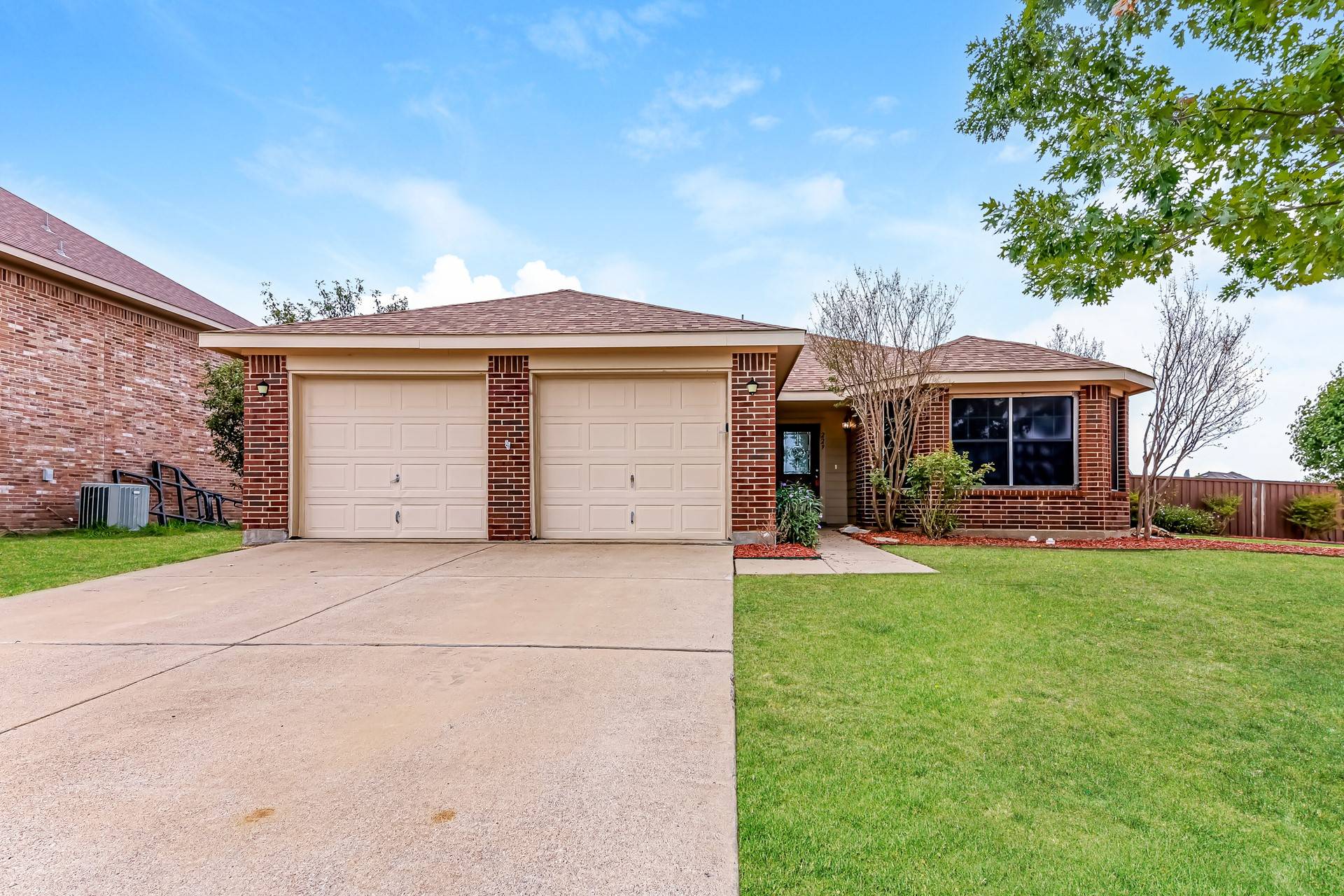 Waxahachie, TX 75165,229 Silver Spur DR