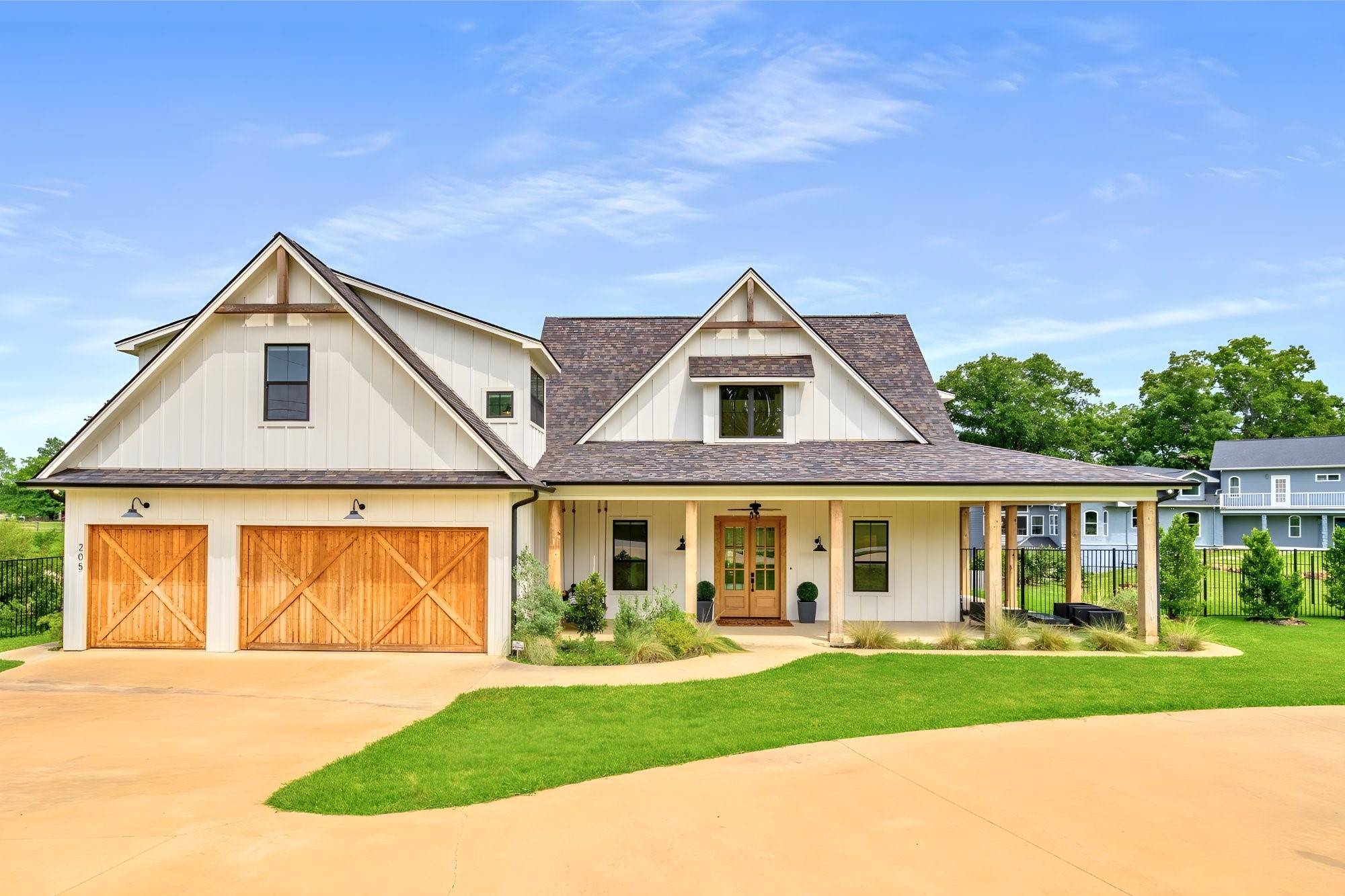Tool, TX 75143,205 Oak Creek DR