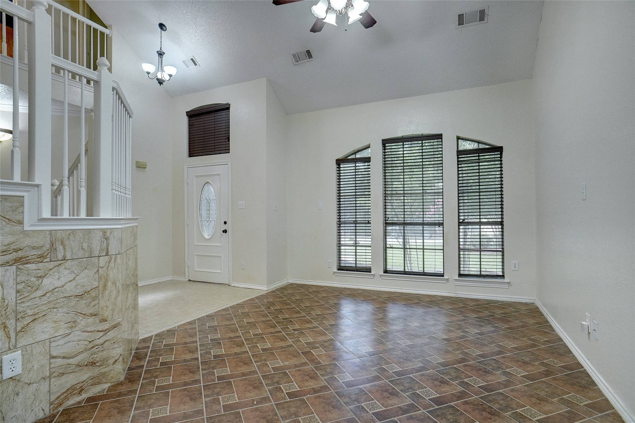 Grapevine, TX 76051,617 Turtledove LN