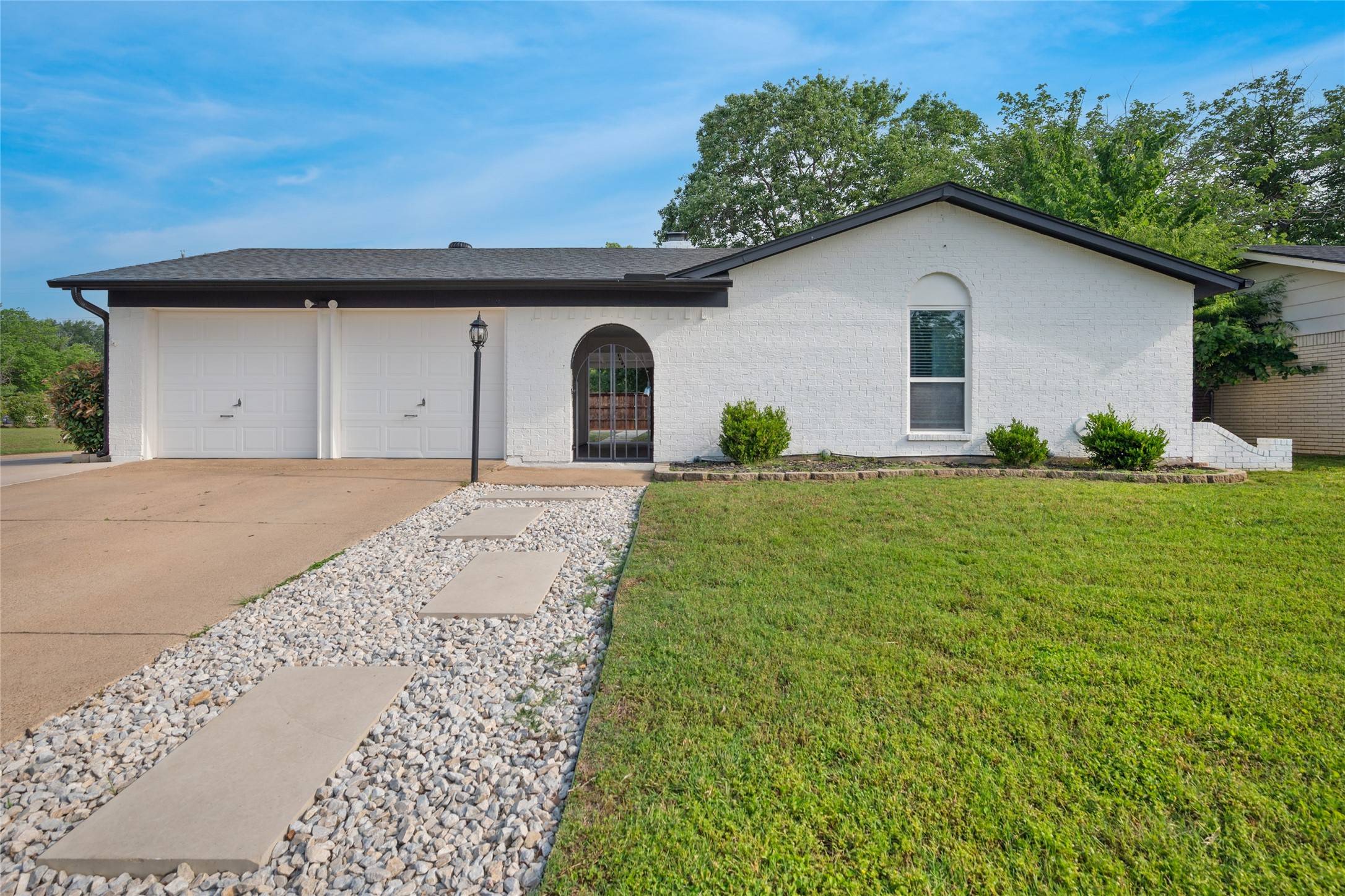 Irving, TX 75060,2143 Lake By DR