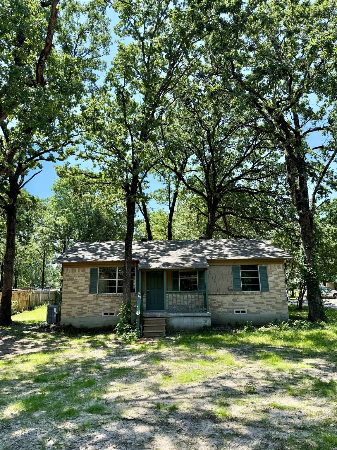 Gun Barrel City, TX 75156,405 Forest LN