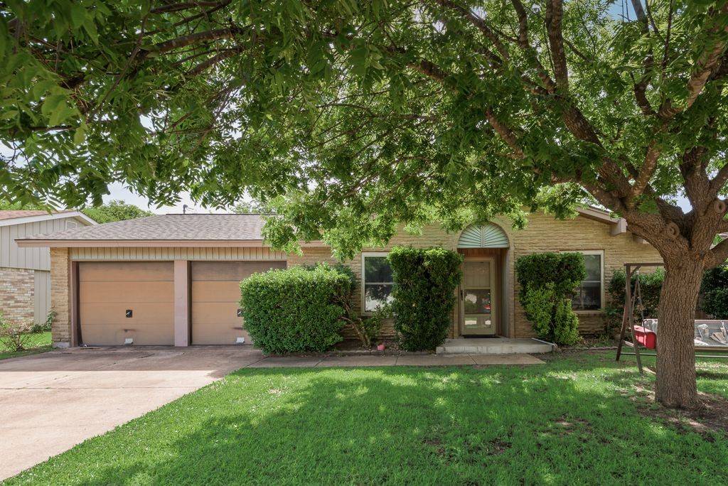 North Richland Hills, TX 76182,6536 Wakefield RD