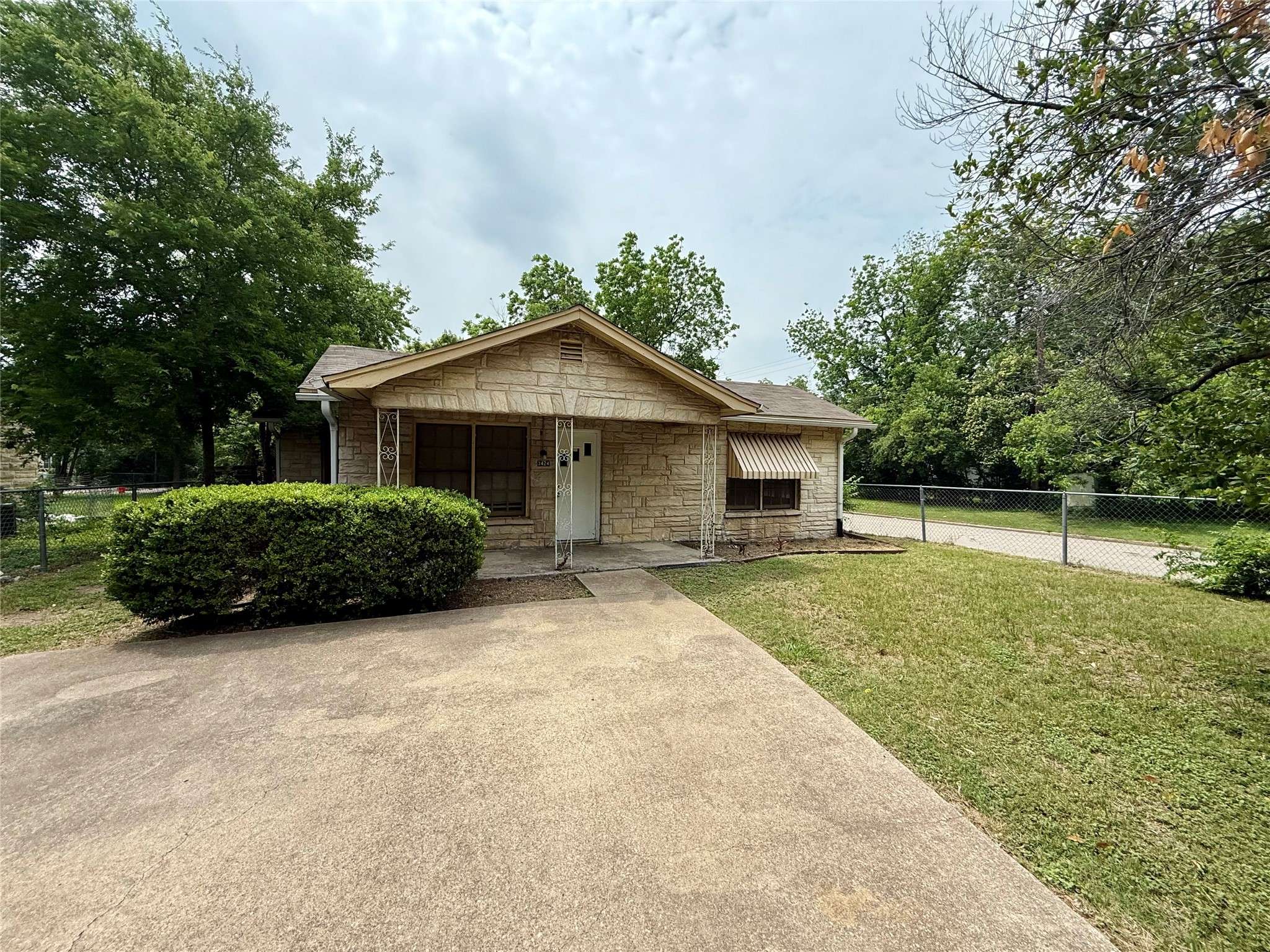 Waco, TX 76707,3424 Lasker AVE