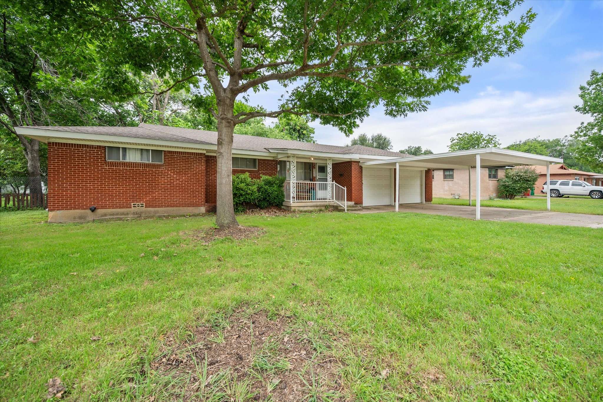 Haltom City, TX 76117,4900 Ira ST