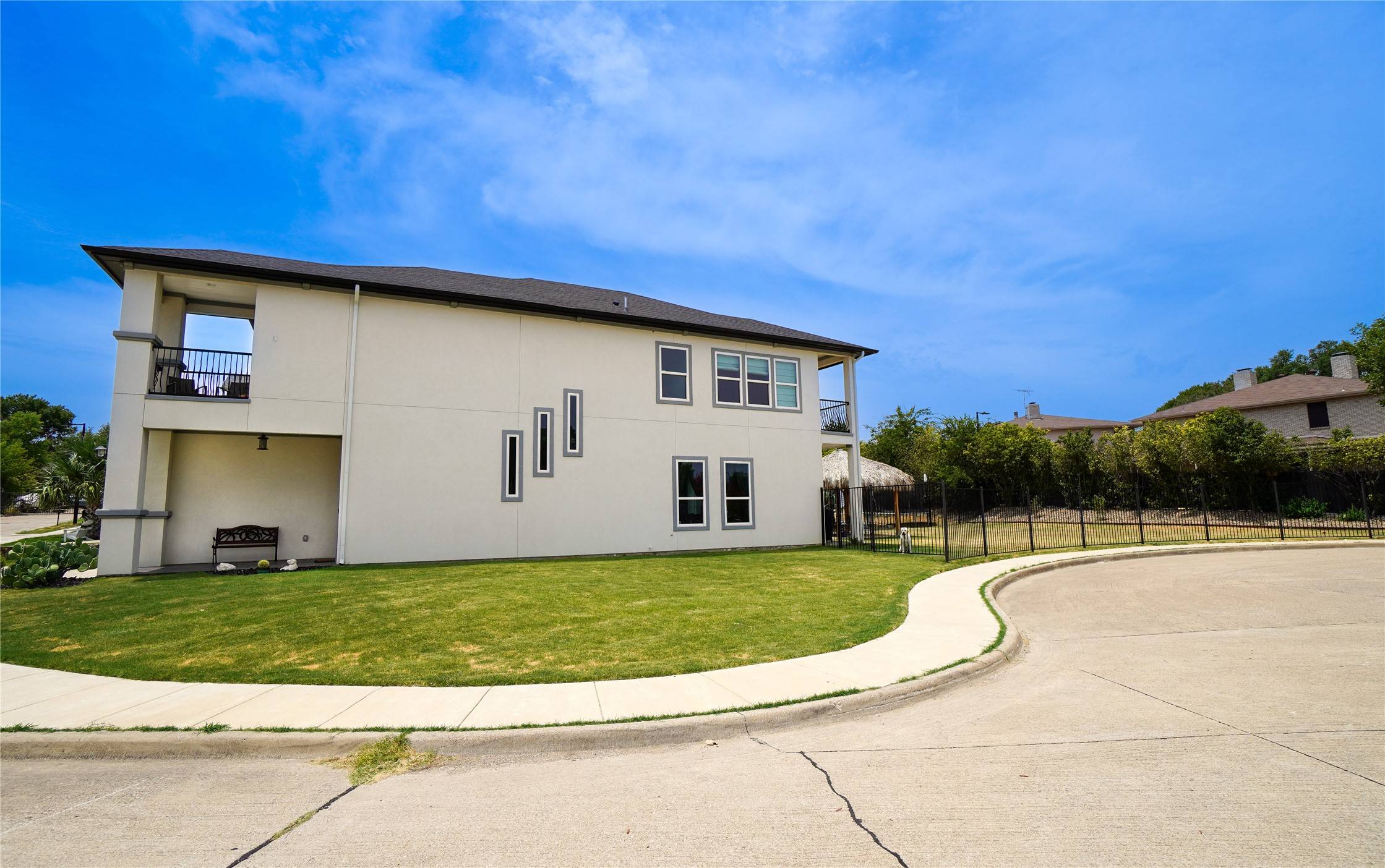 Garland, TX 75043,5513 Longcrest DR