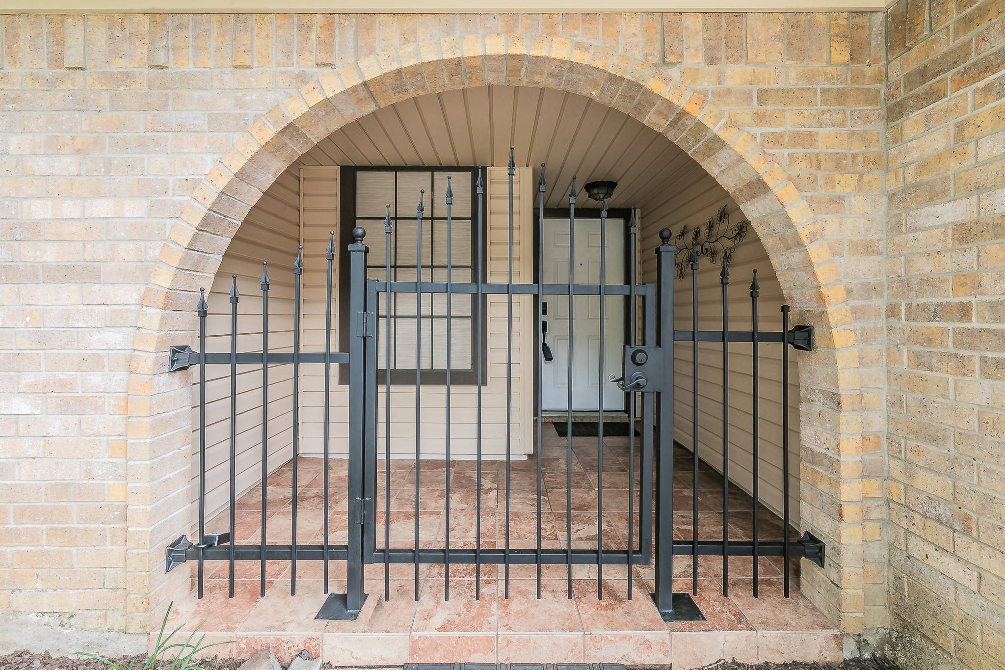 Arlington, TX 76017,4212 Oak Country DR