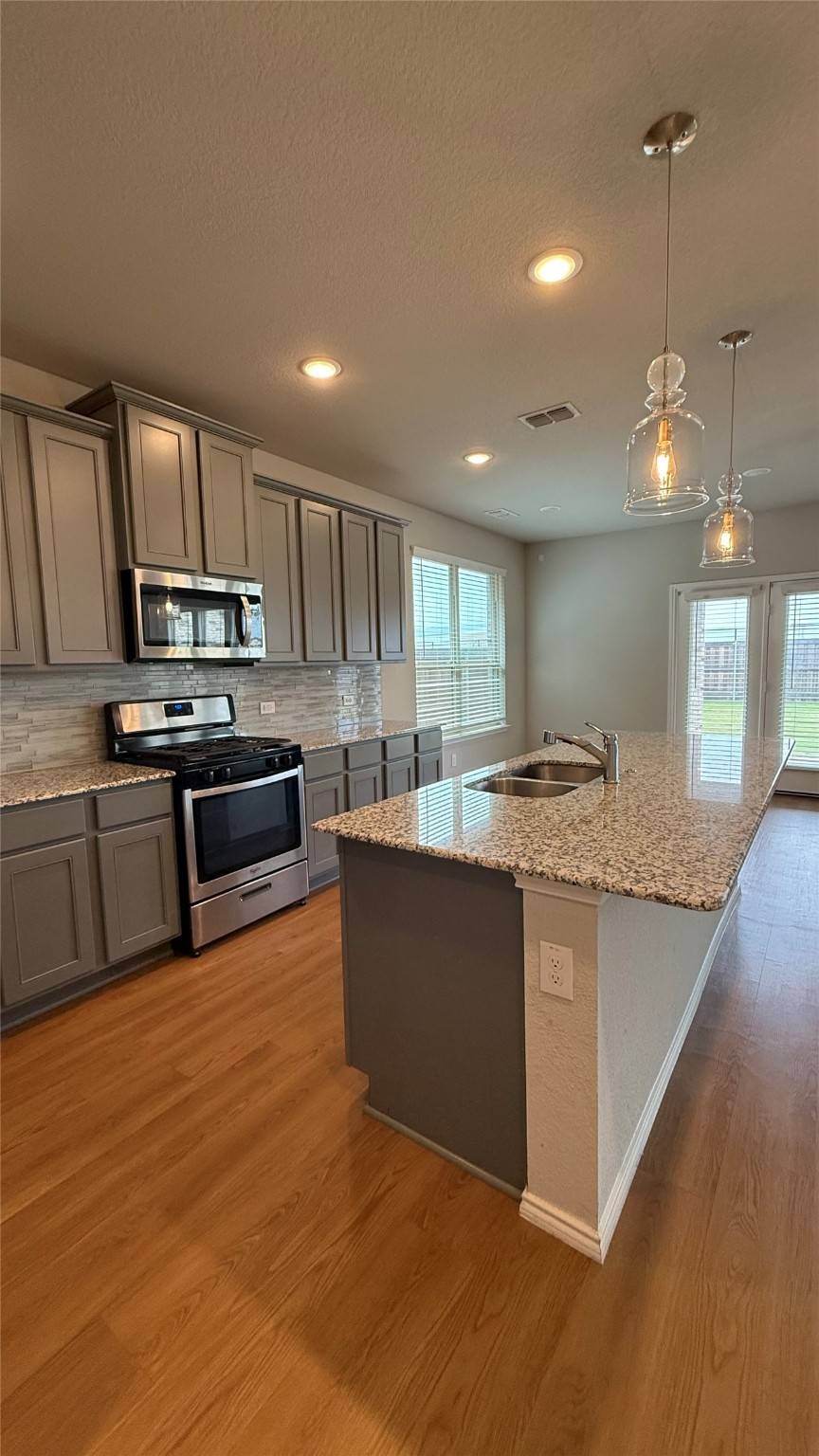 Arlington, TX 76002,721 Mcadoo DR
