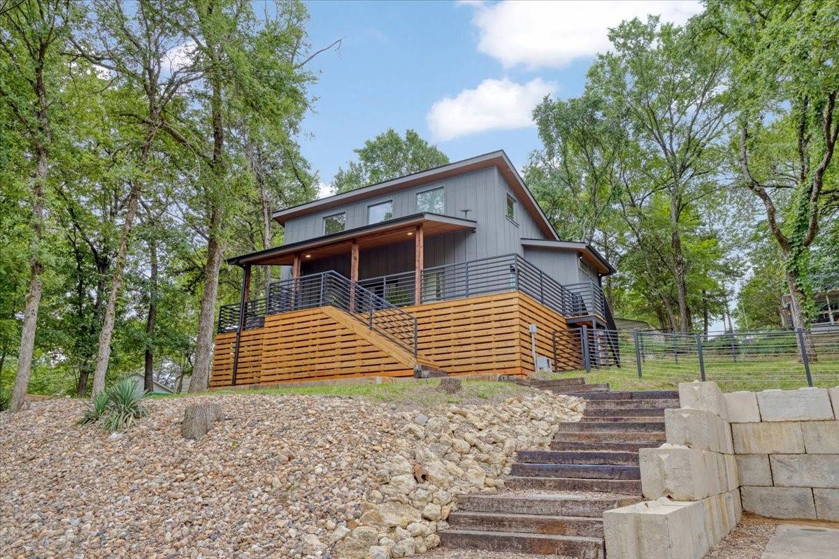 Pottsboro, TX 75076,142 Wales DR