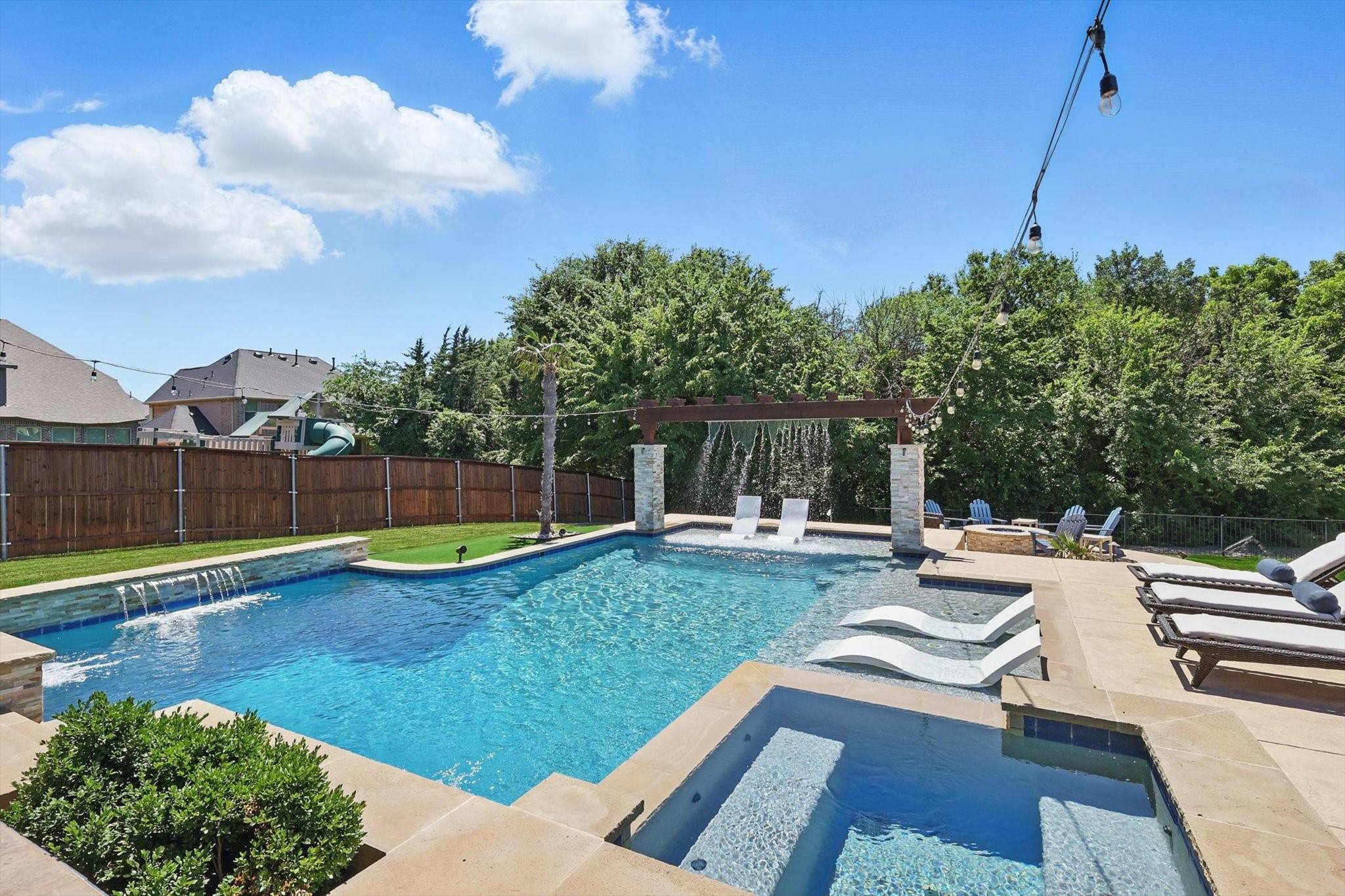 Trophy Club, TX 76262,2851 MILSONS POINT DR