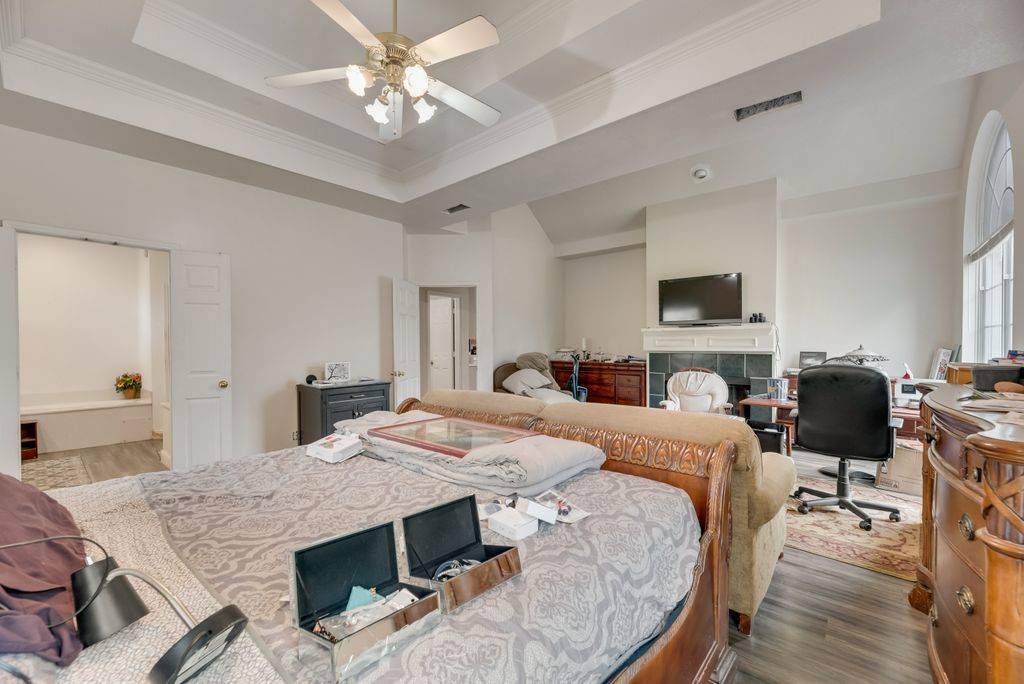 Flower Mound, TX 75028,1124 Sugarberry LN
