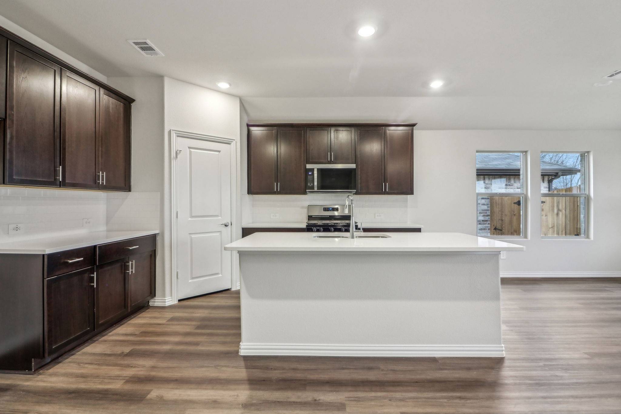 Lavon, TX 75166,968 Linden CT