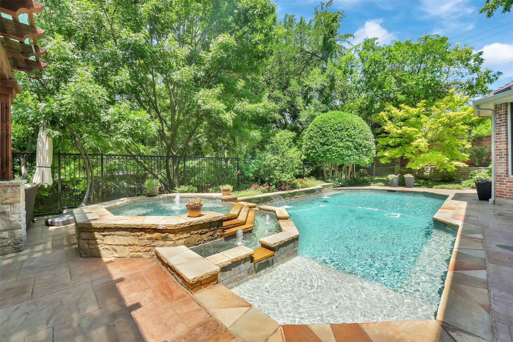 Garland, TX 75044,2533 Timber Ridge DR