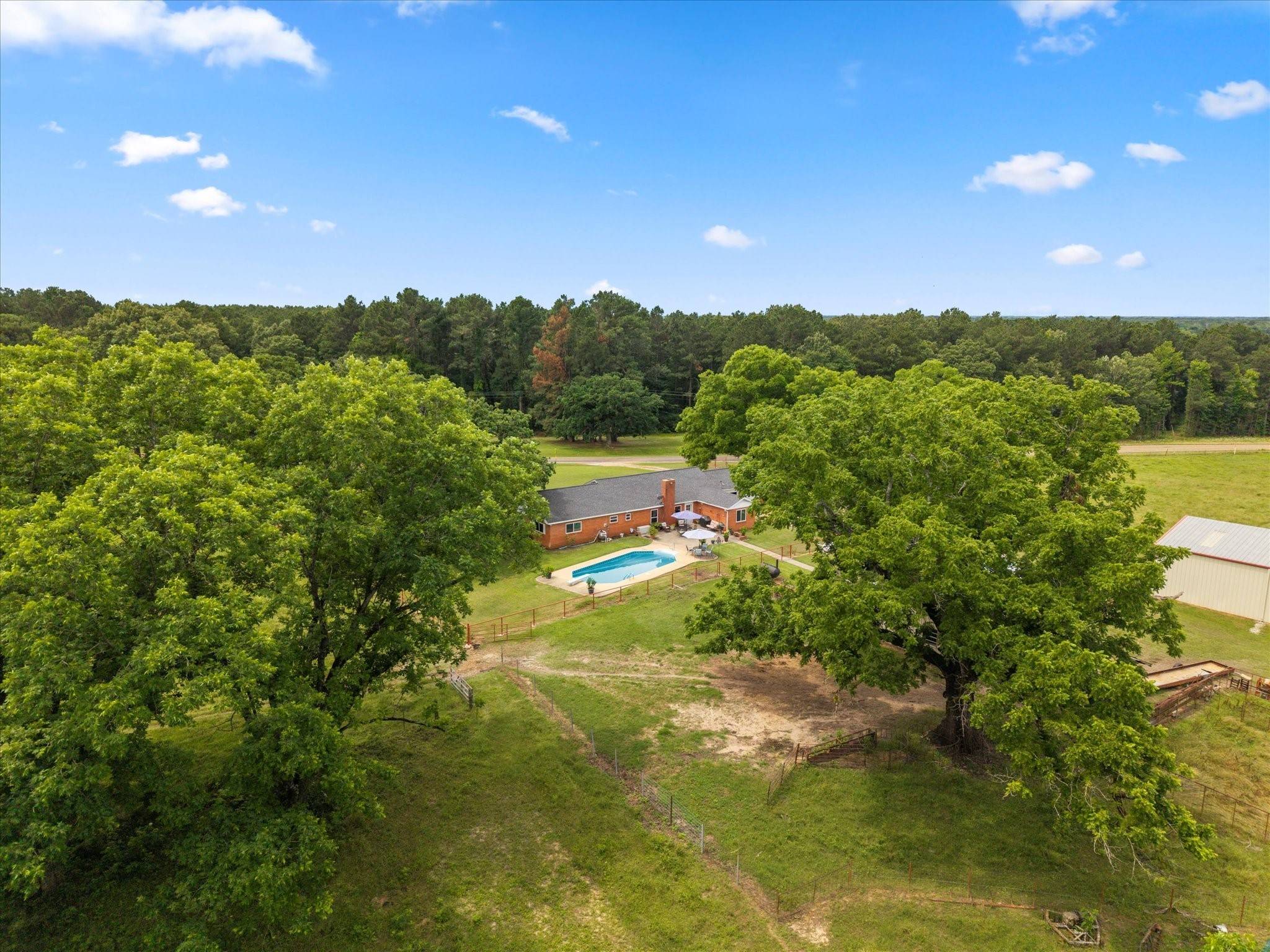 Simms, TX 75574,5022 Fm 561