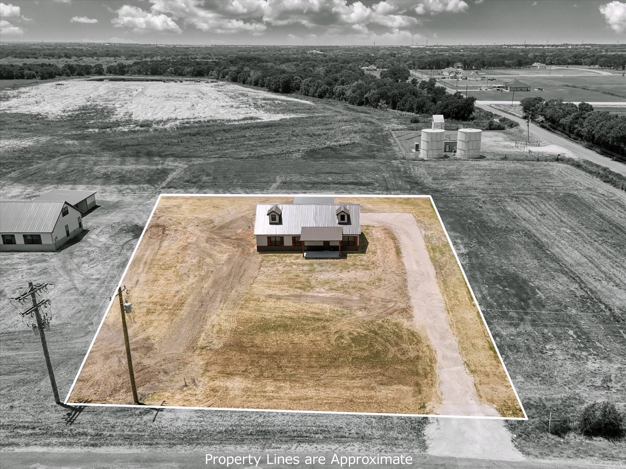 Elm Mott, TX 76640,132 S Baese RD