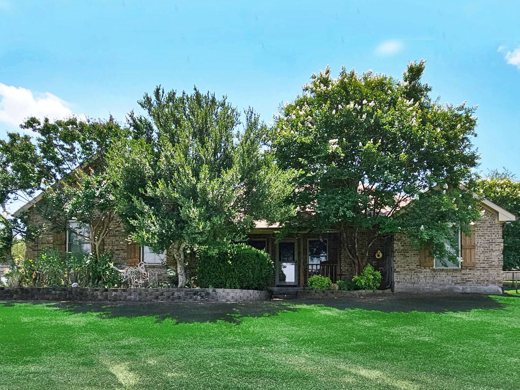 Springtown, TX 76082,197 Cooperstown DR