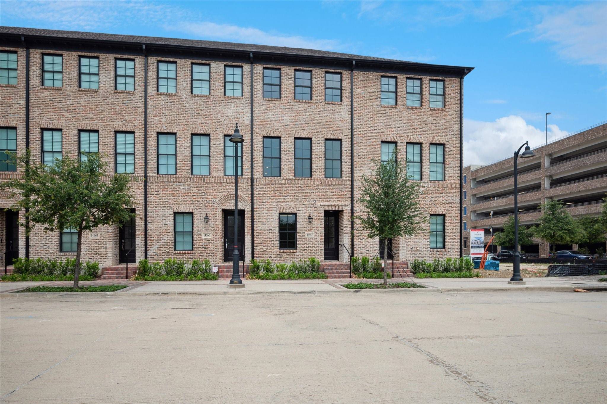 Addison, TX 75001,14967 Magnolia ST