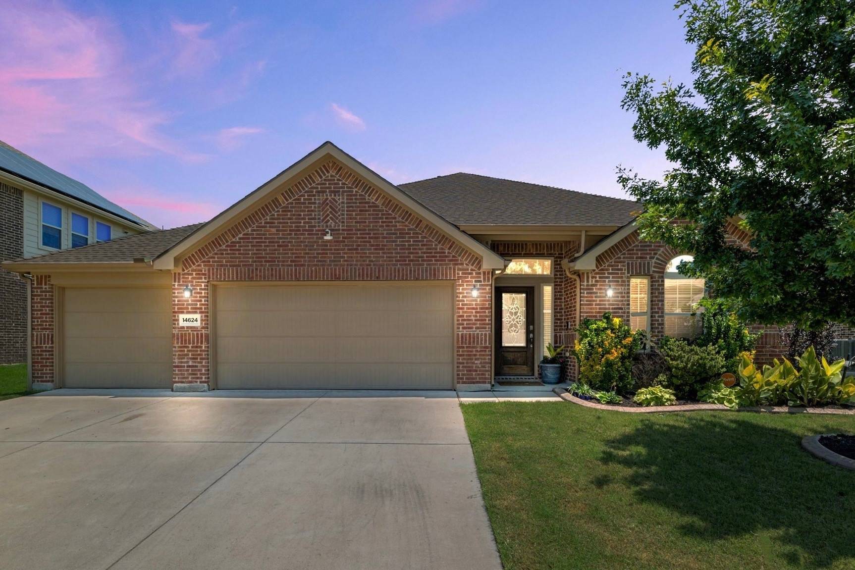 Fort Worth, TX 76052,14624 Comal ST