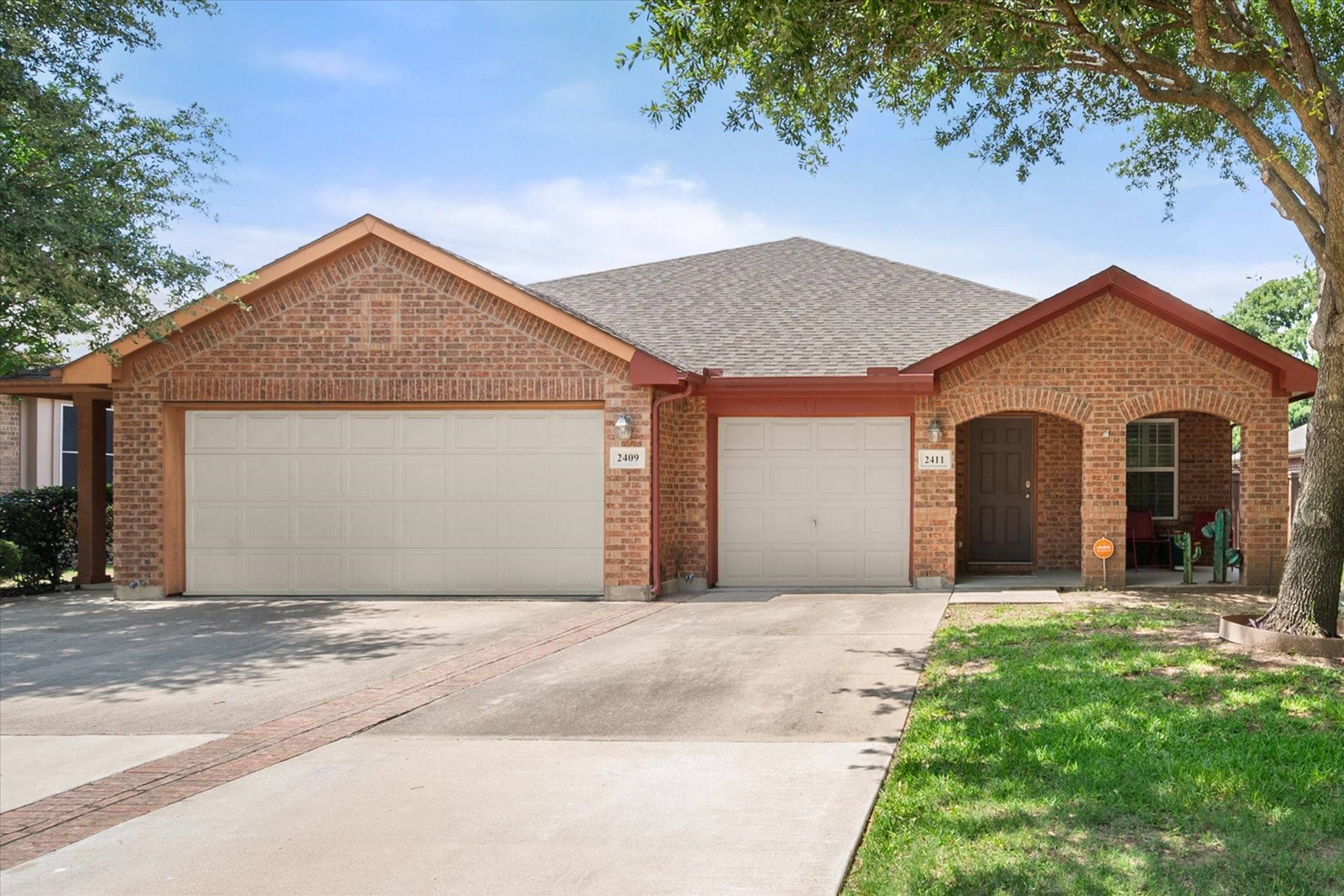 Mansfield, TX 76063,2411 Ravenwood CT