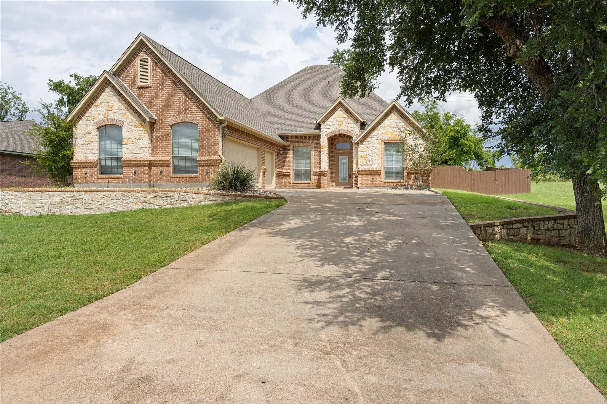 Granbury, TX 76049,7017 Westover DR