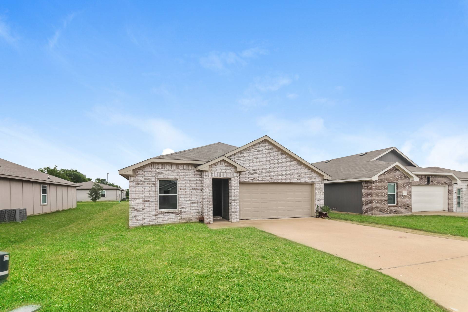 Mabank, TX 75147,430 Shorty ST