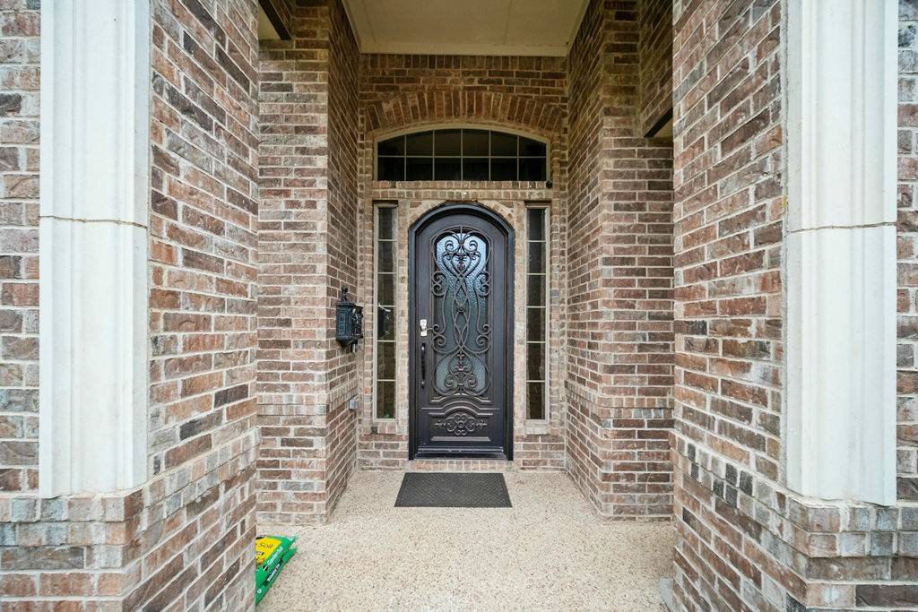 Lewisville, TX 75056,2425 Sir Lovel LN