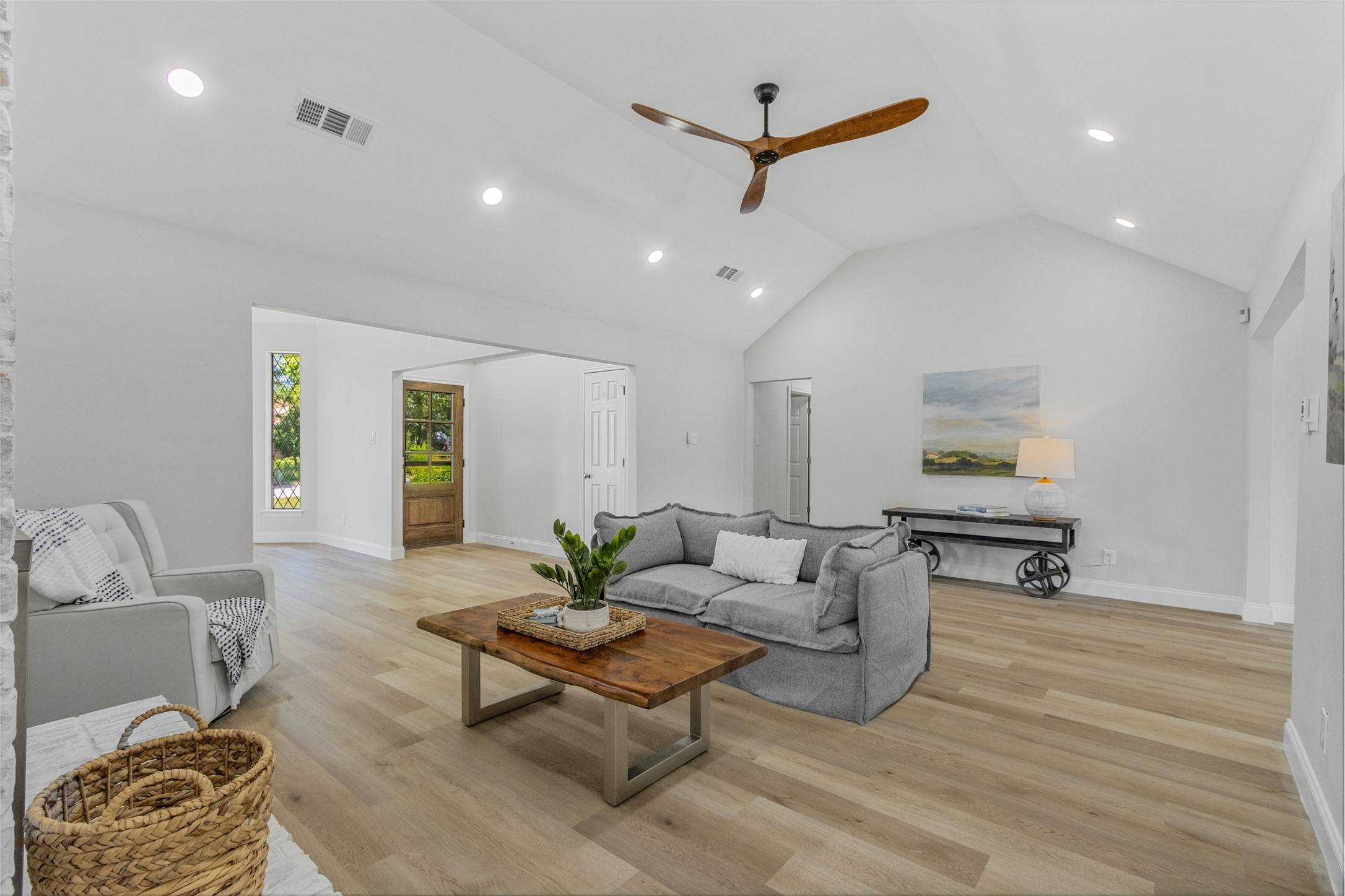 Highland Village, TX 75077,336 Pebble Knoll