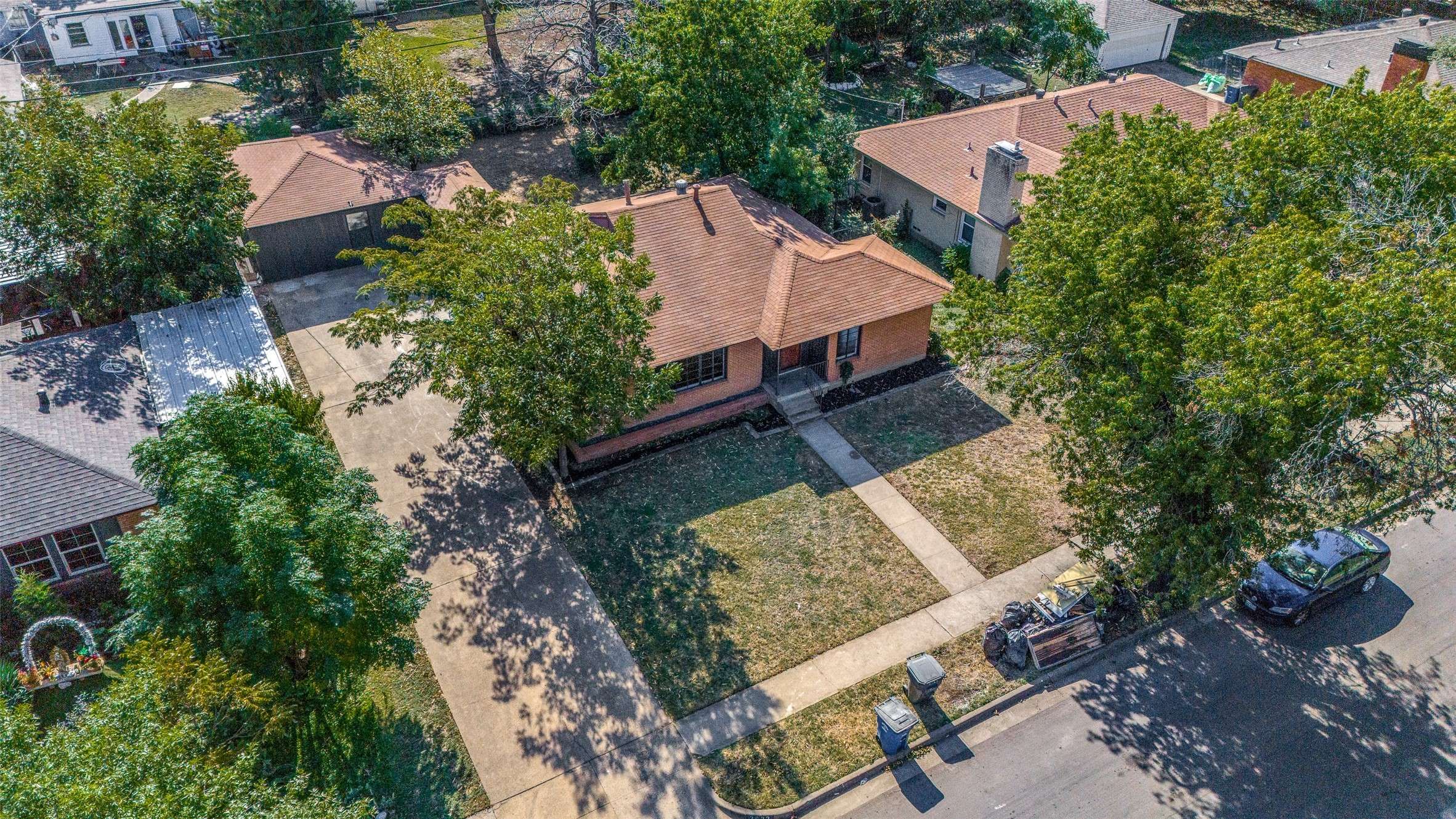 Dallas, TX 75224,2622 Wynnewood DR