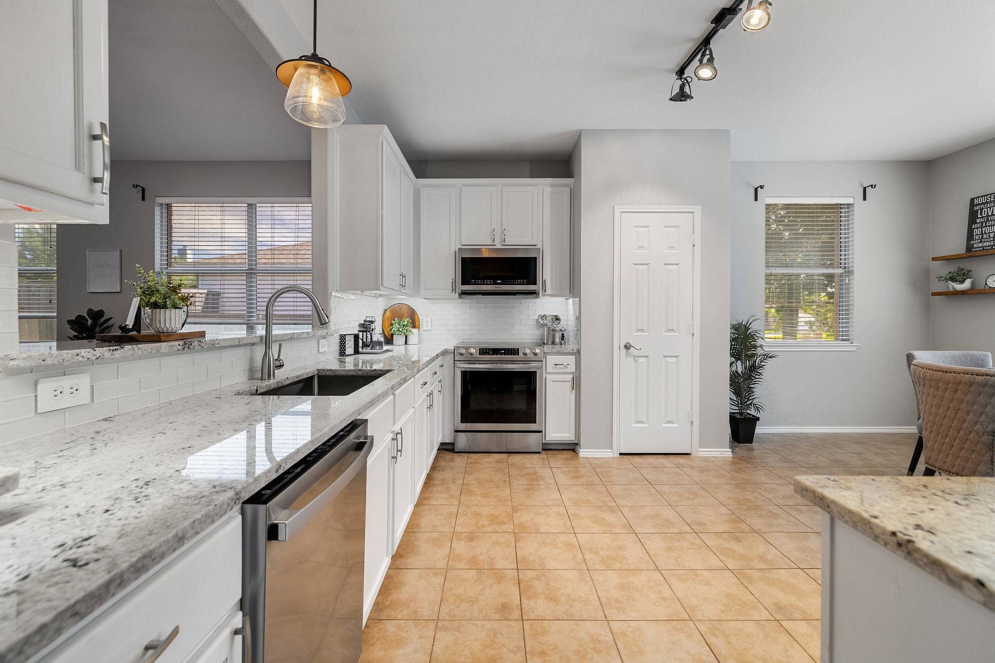 Little Elm, TX 75068,3417 Roxie DR